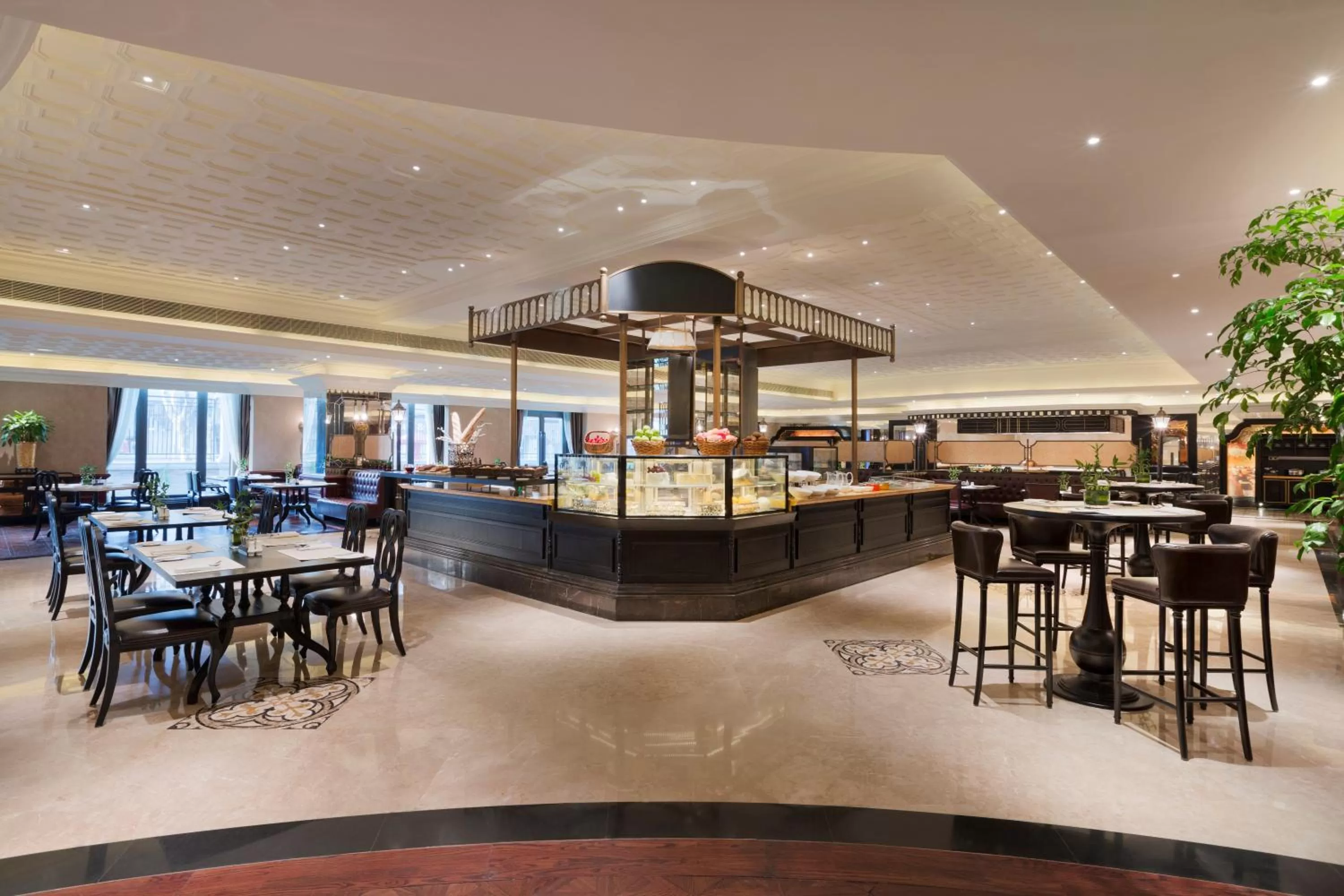 Restaurant/places to eat in InterContinental Shanghai Ruijin by IHG - Downtown Historic Iconic Garden Hotel