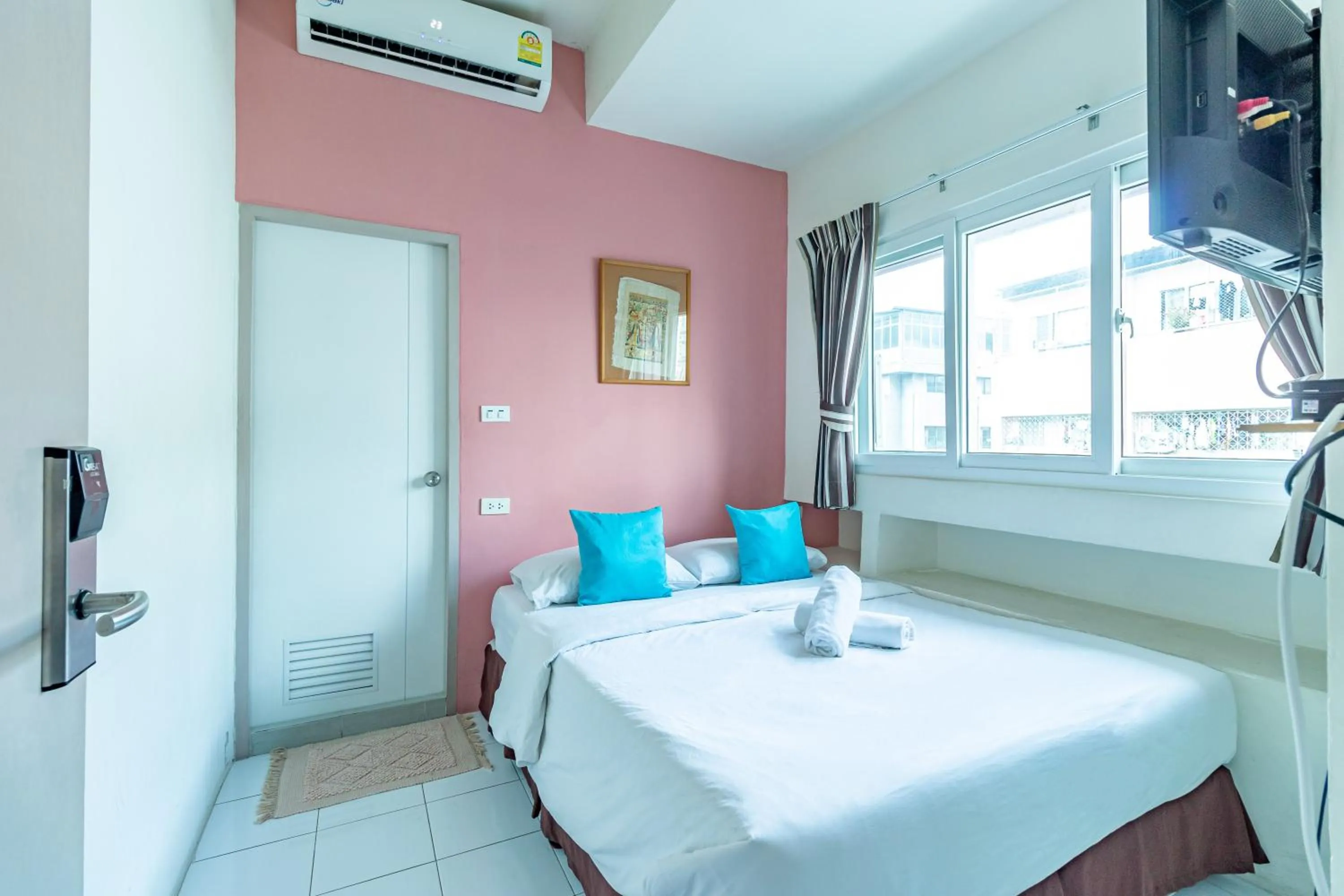 Bed in Sleep Dee Hostel