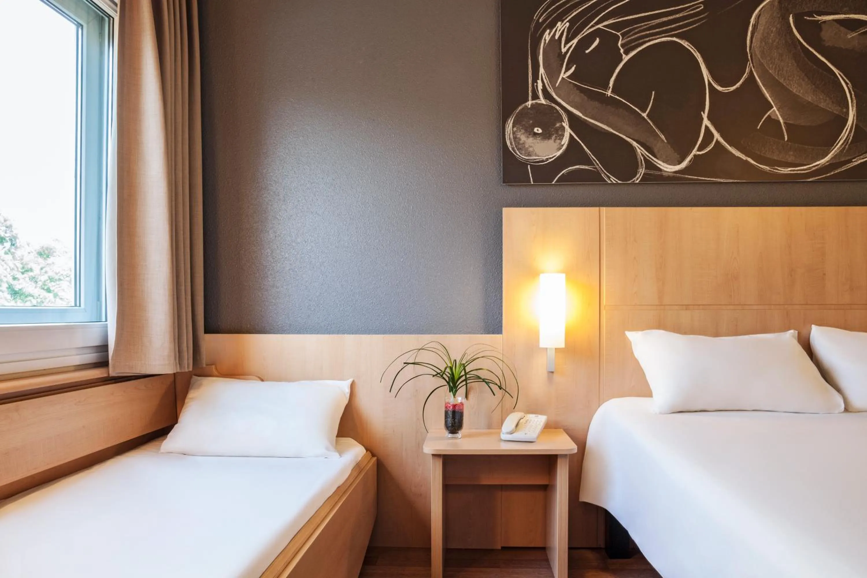 bunk bed, Bed in Ibis Barcelona Meridiana