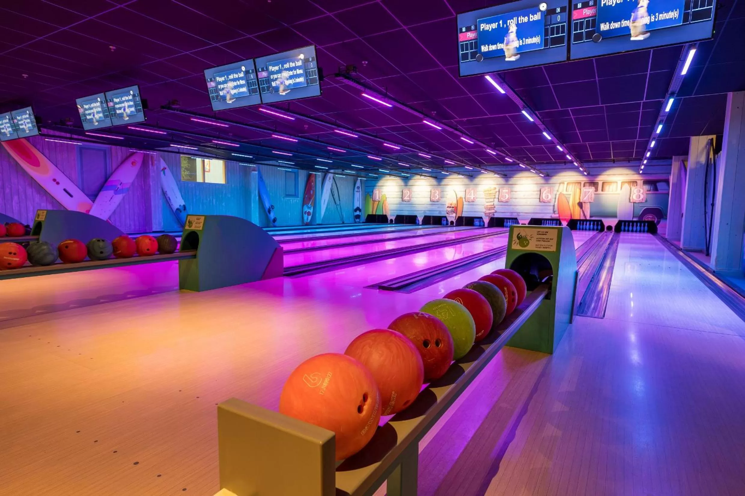 Bowling in Beachhotel Zandvoort by Center Parcs