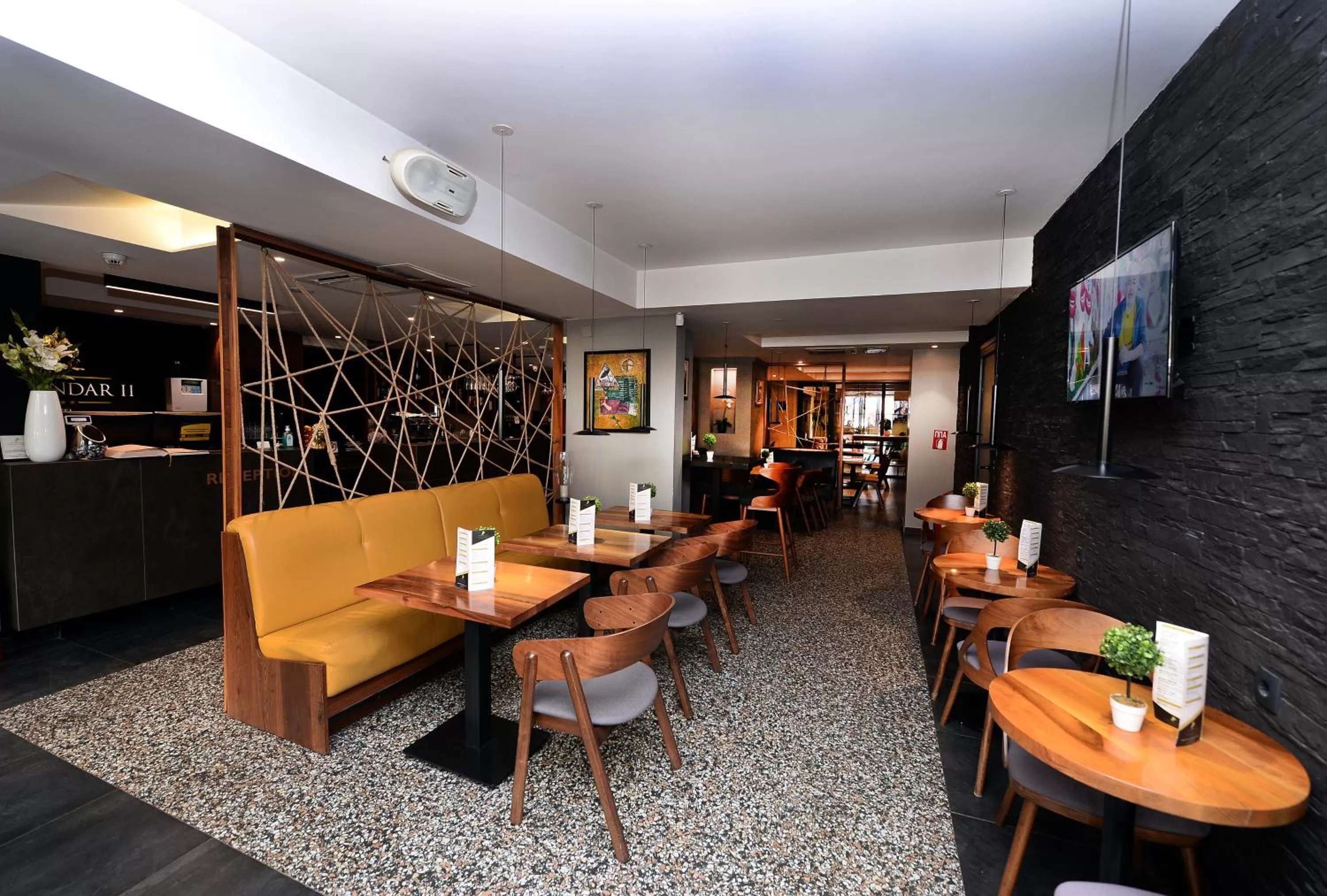 TV and multimedia in Hotel Alexandar II