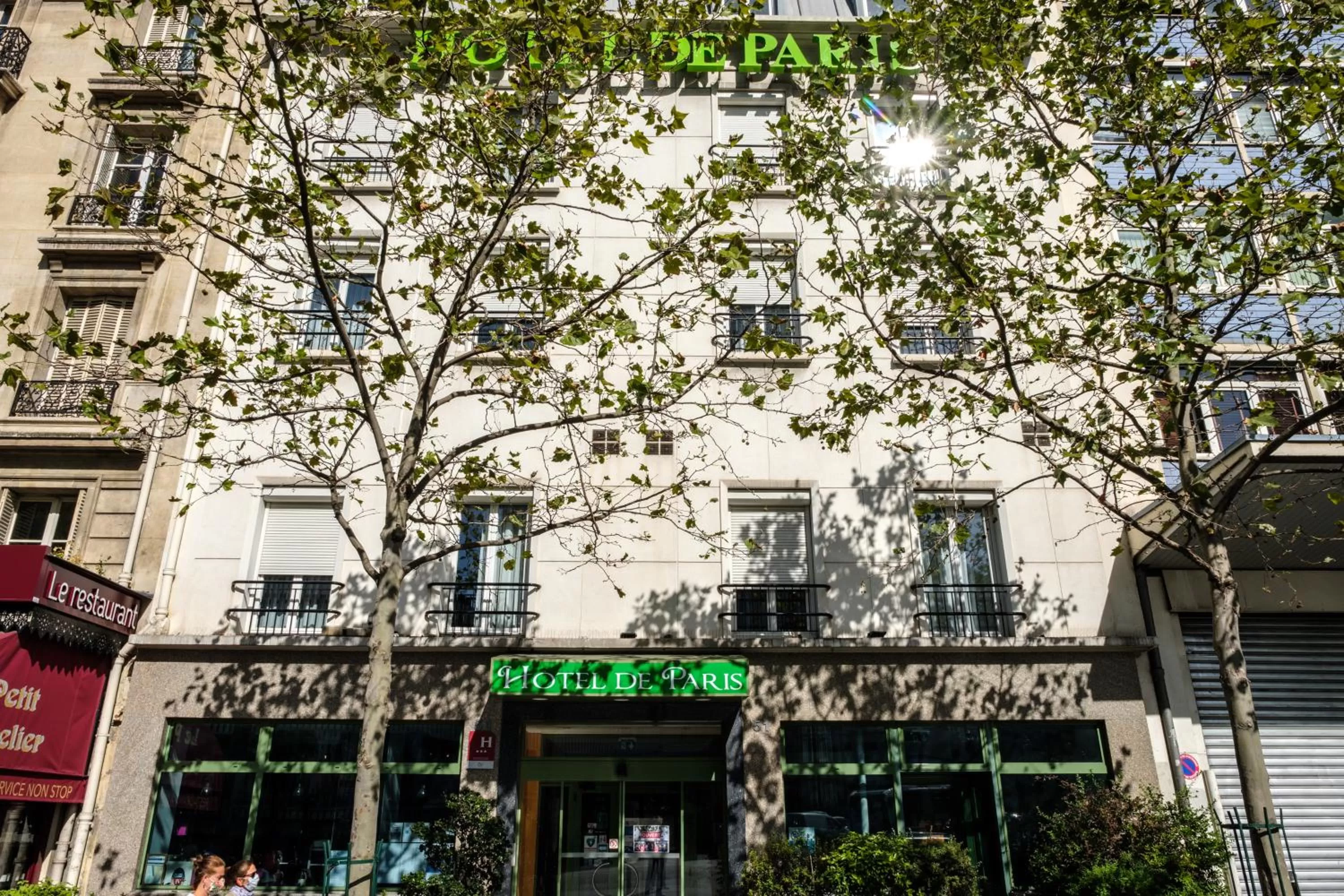 Facade/entrance in HOTEL DE PARIS MONTPARNASSE