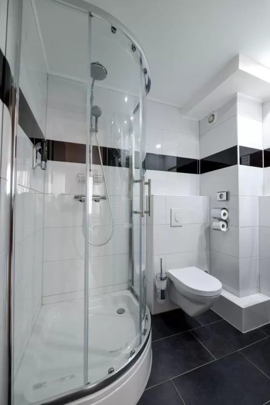 Shower in Alexander Business Hotel Hannover City