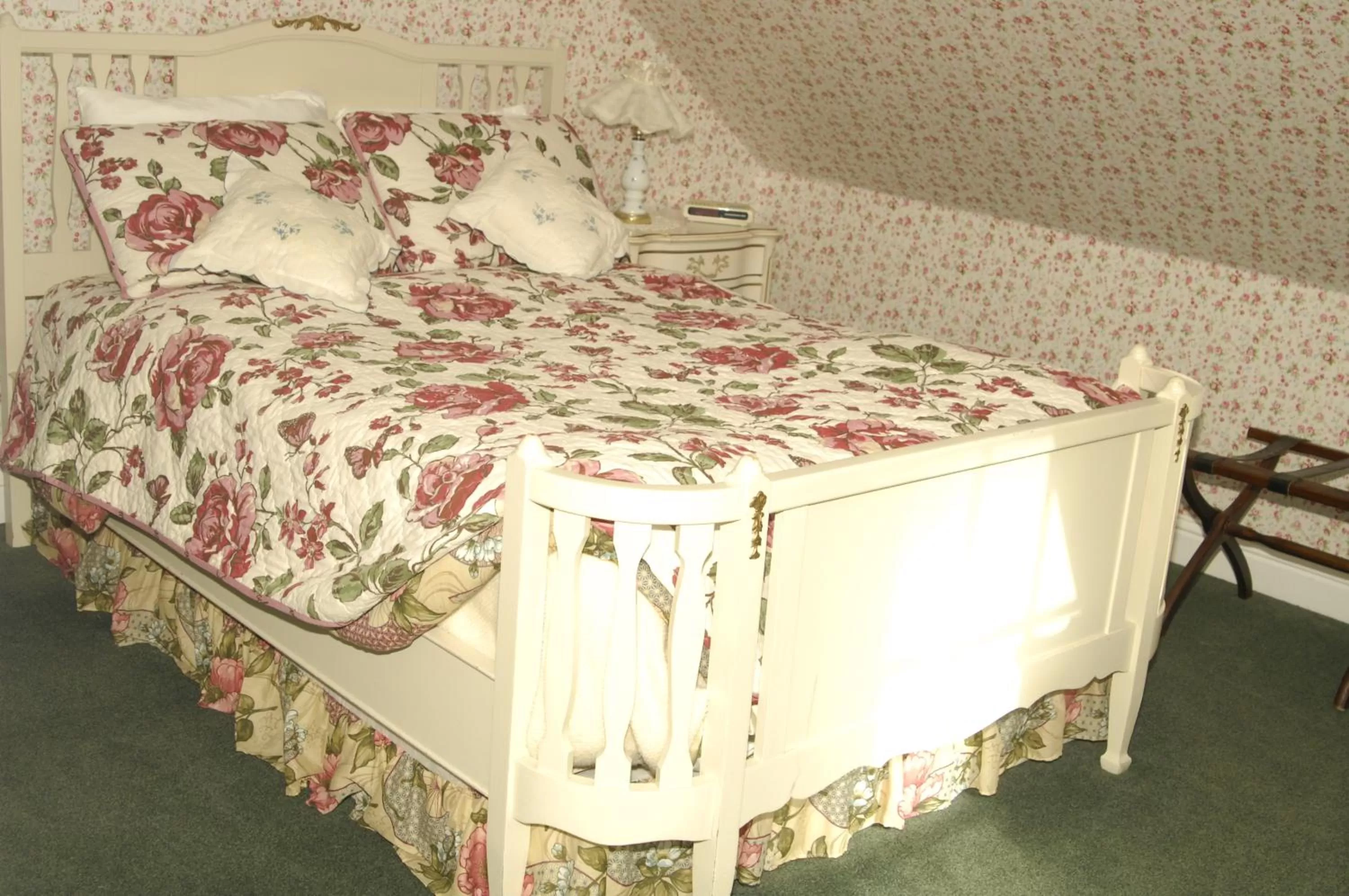 Photo of the whole room, Bed in Ye Olde Danish Inn