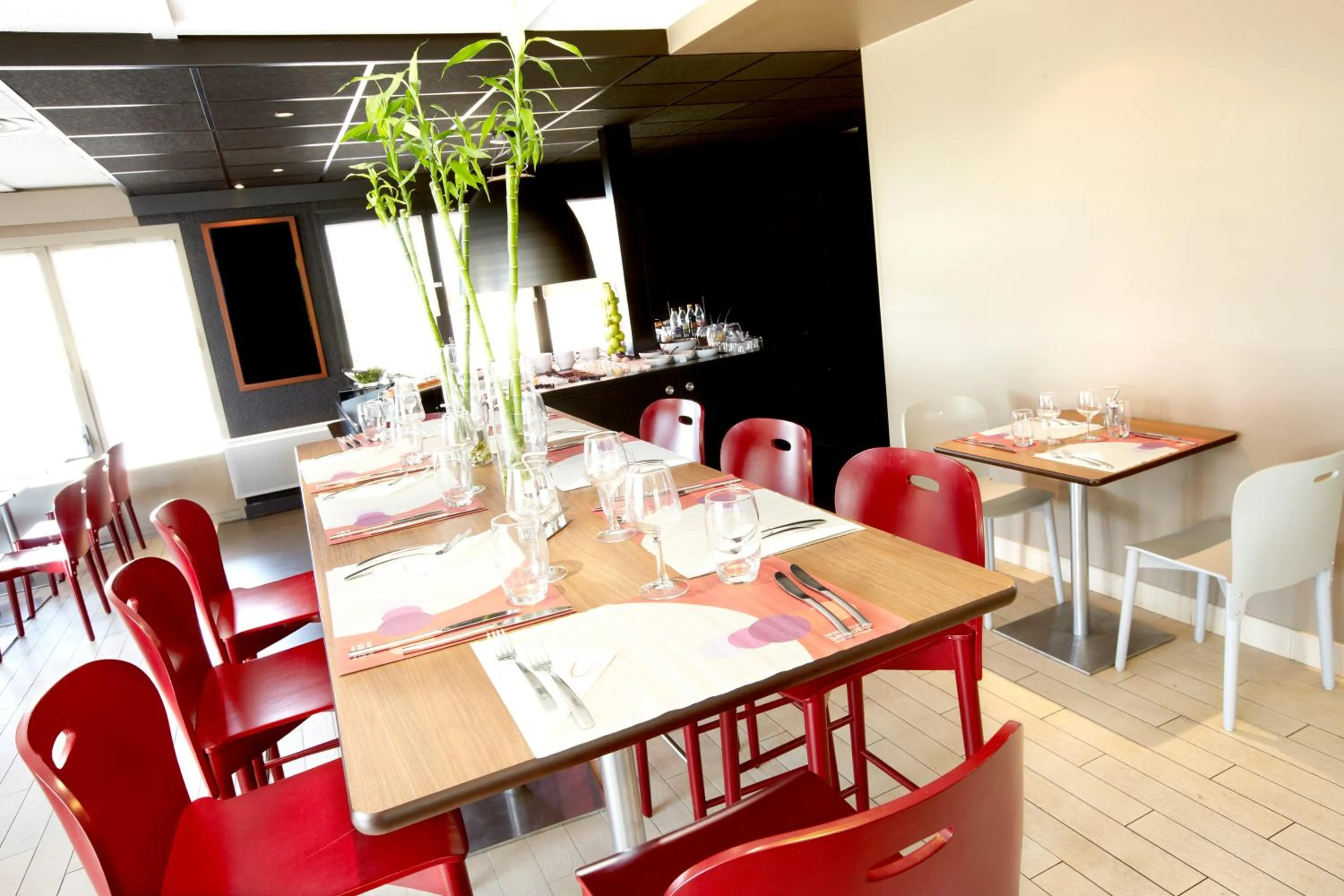 Restaurant/places to eat in Campanile Salon-De-Provence