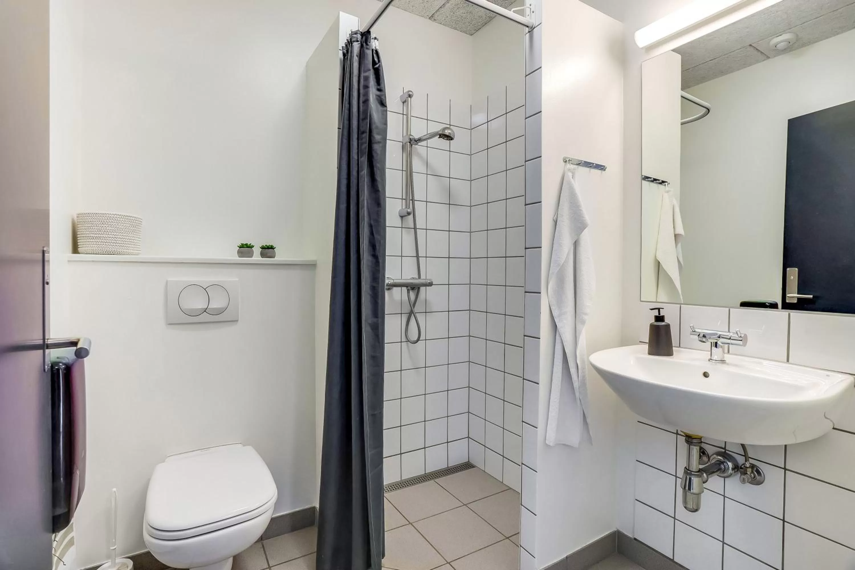 Bathroom in Danhostel Skjern