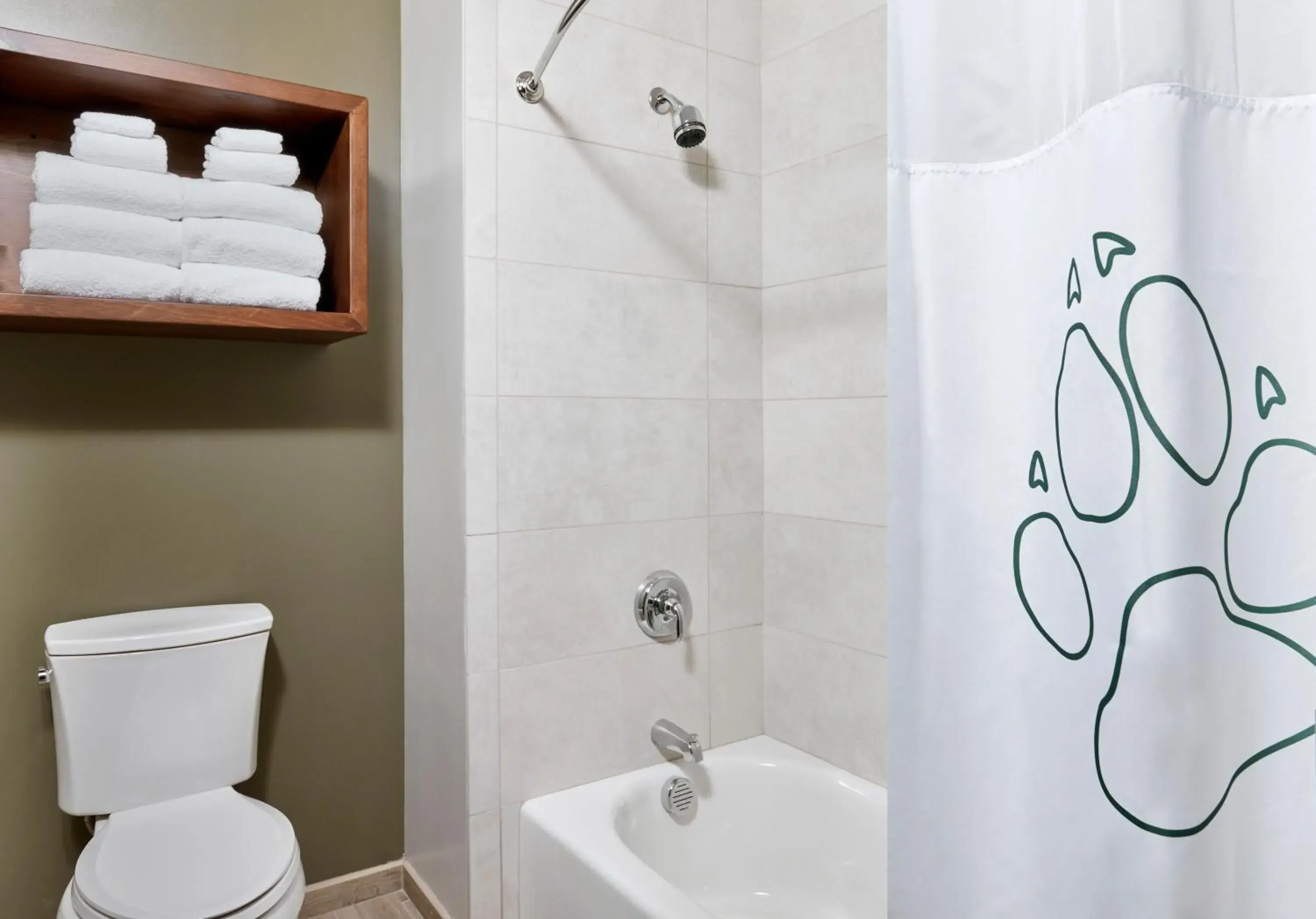 Luxury King Suite - Water Park Included in Great Wolf Lodge Concord Luxury King Suite - Water Park Included in Great Wolf Lodge Concord