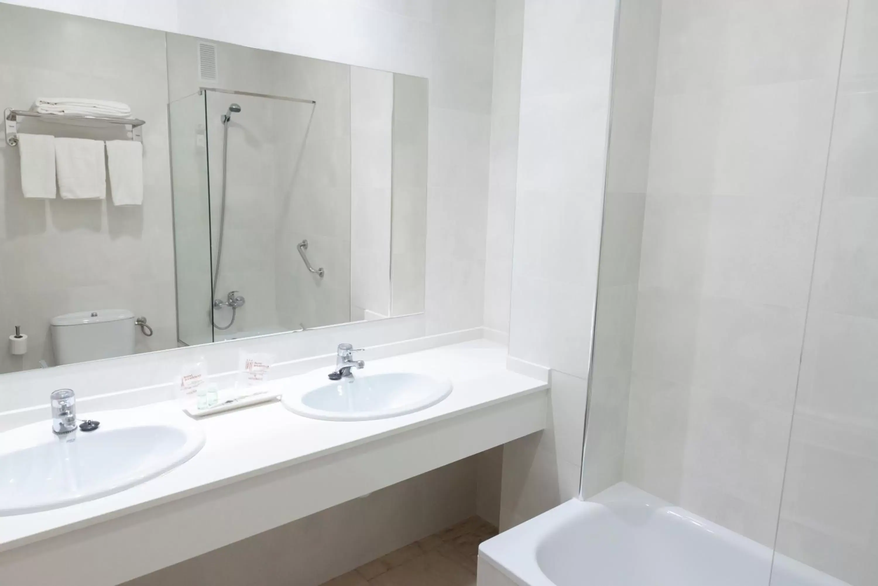 Double or Twin Room in Hotel Ramomar Double or Twin Room in Hotel Ramomar