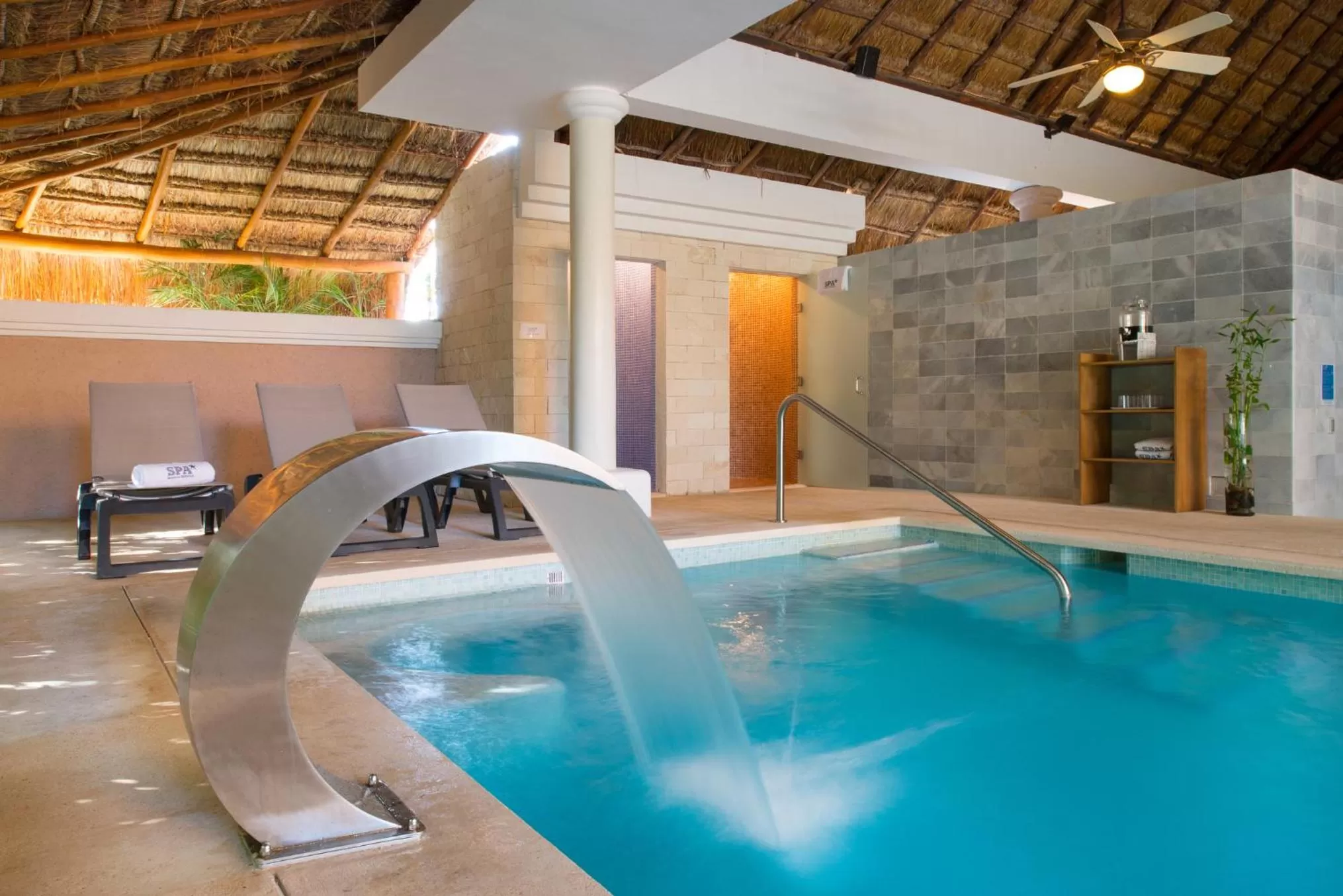 Hot Spring Bath in Iberostar Quetzal