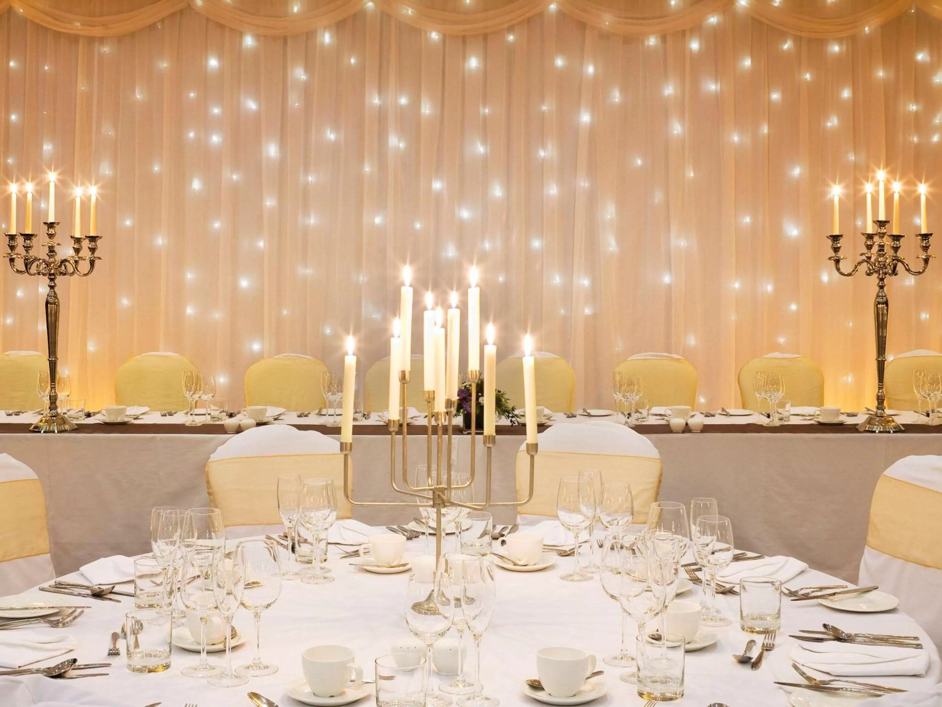 Meeting/conference room in Mercure Sheffield St Paul's Hotel & Spa