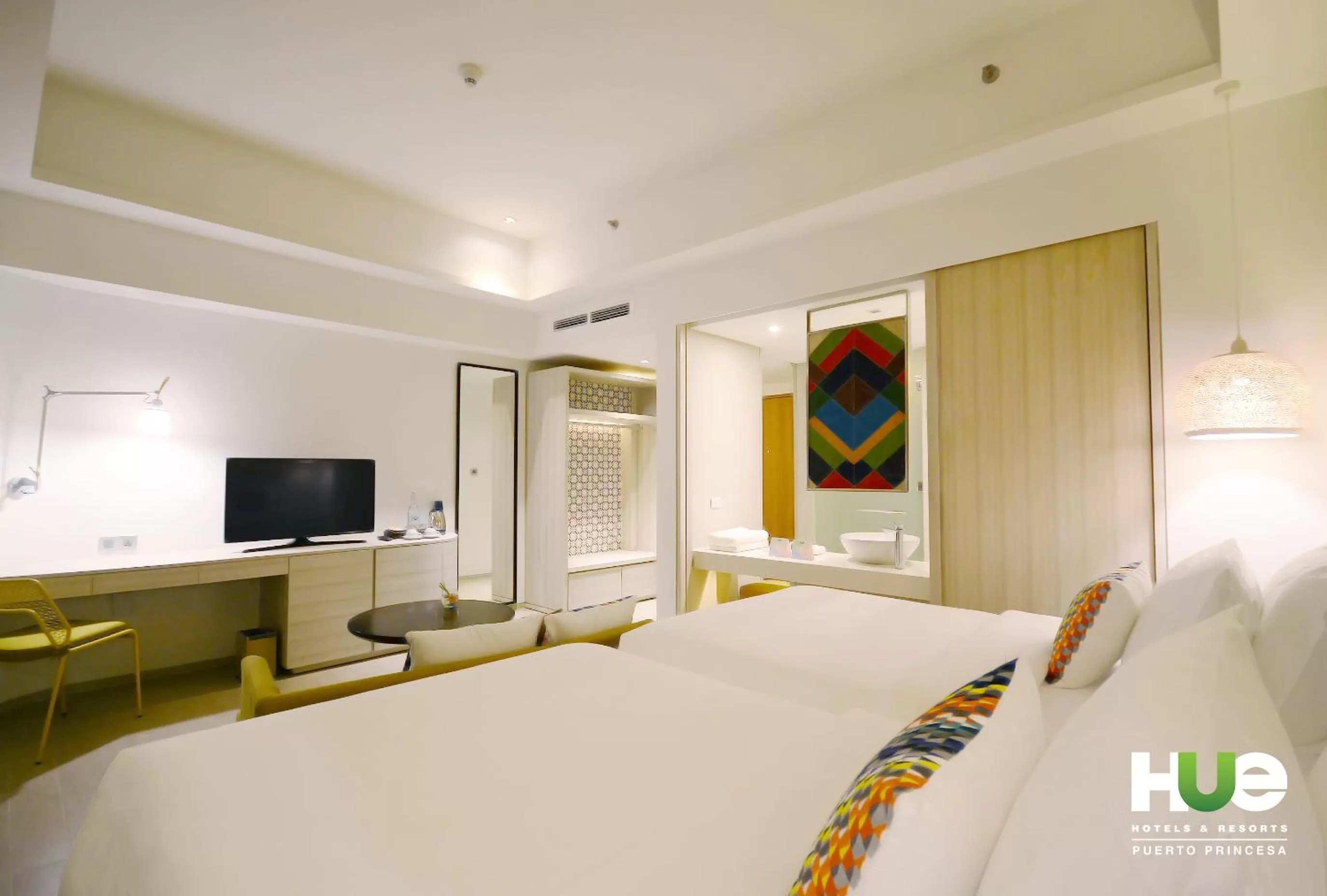 Bed in Hue Hotels and Resorts Puerto Princesa Managed by HII