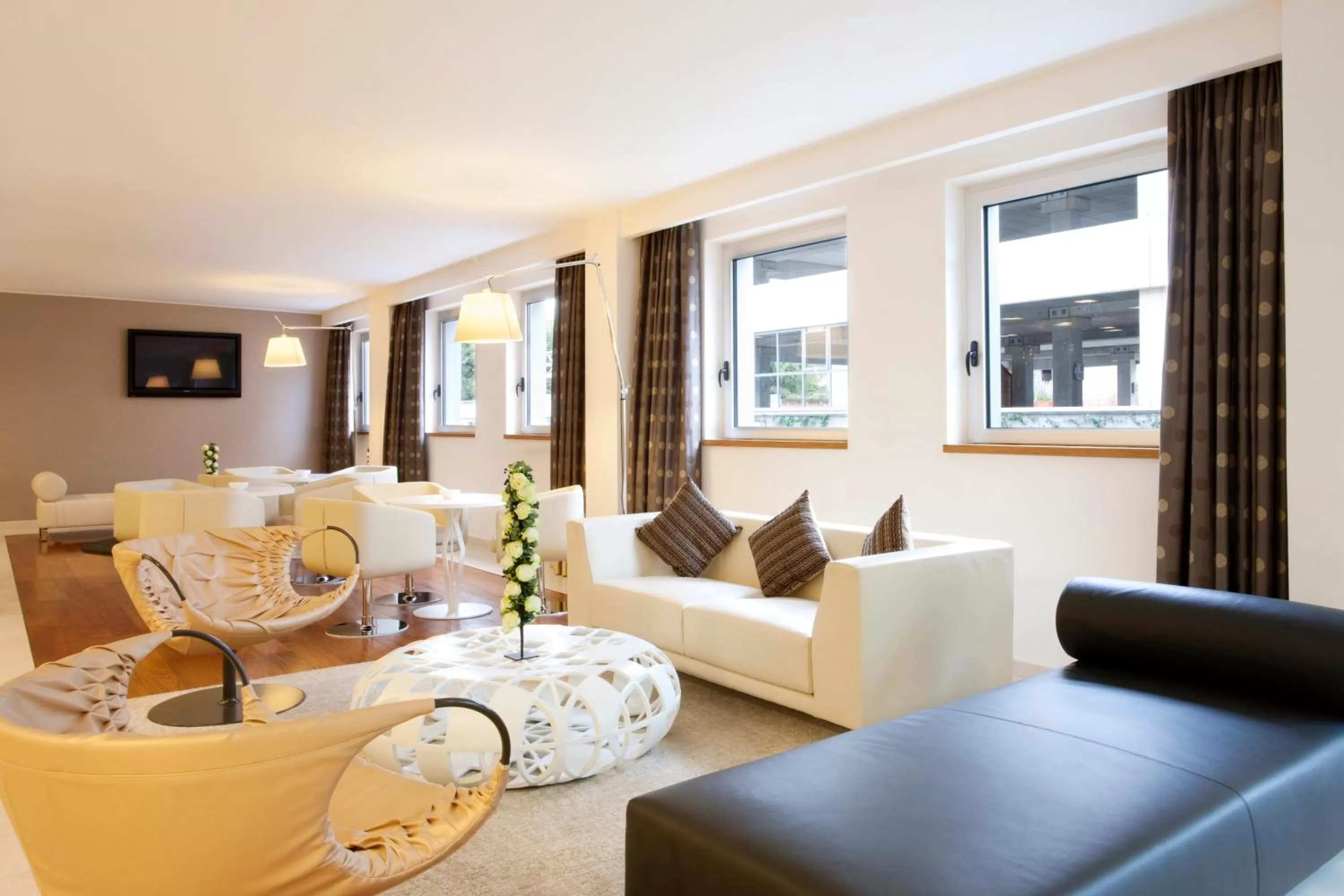 Property building in Holiday Inn Salerno-Cava De' Tirreni by IHG