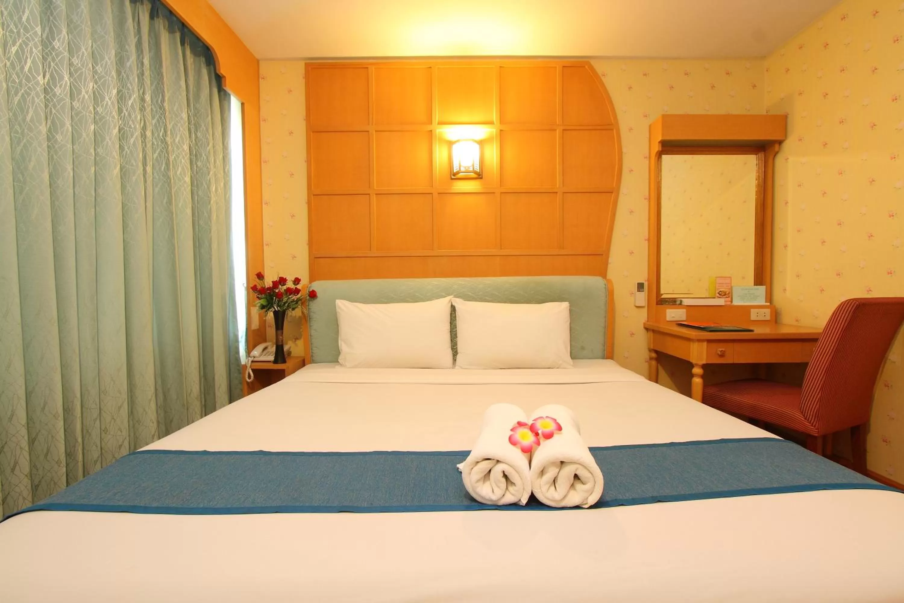 Bed in Silom Avenue Inn