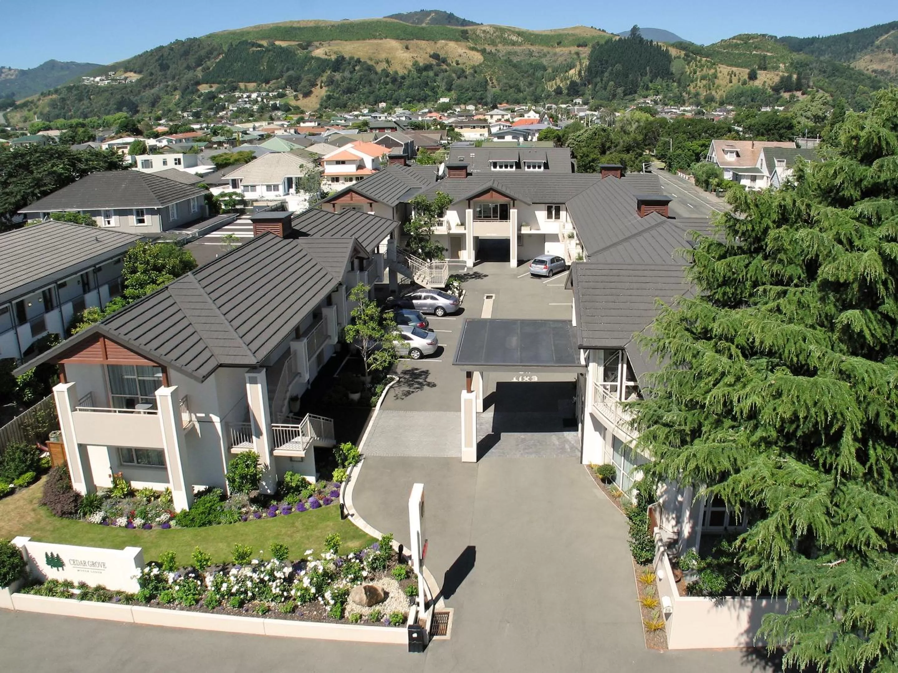 Bird's eye view in Cedar Grove Motor Lodge