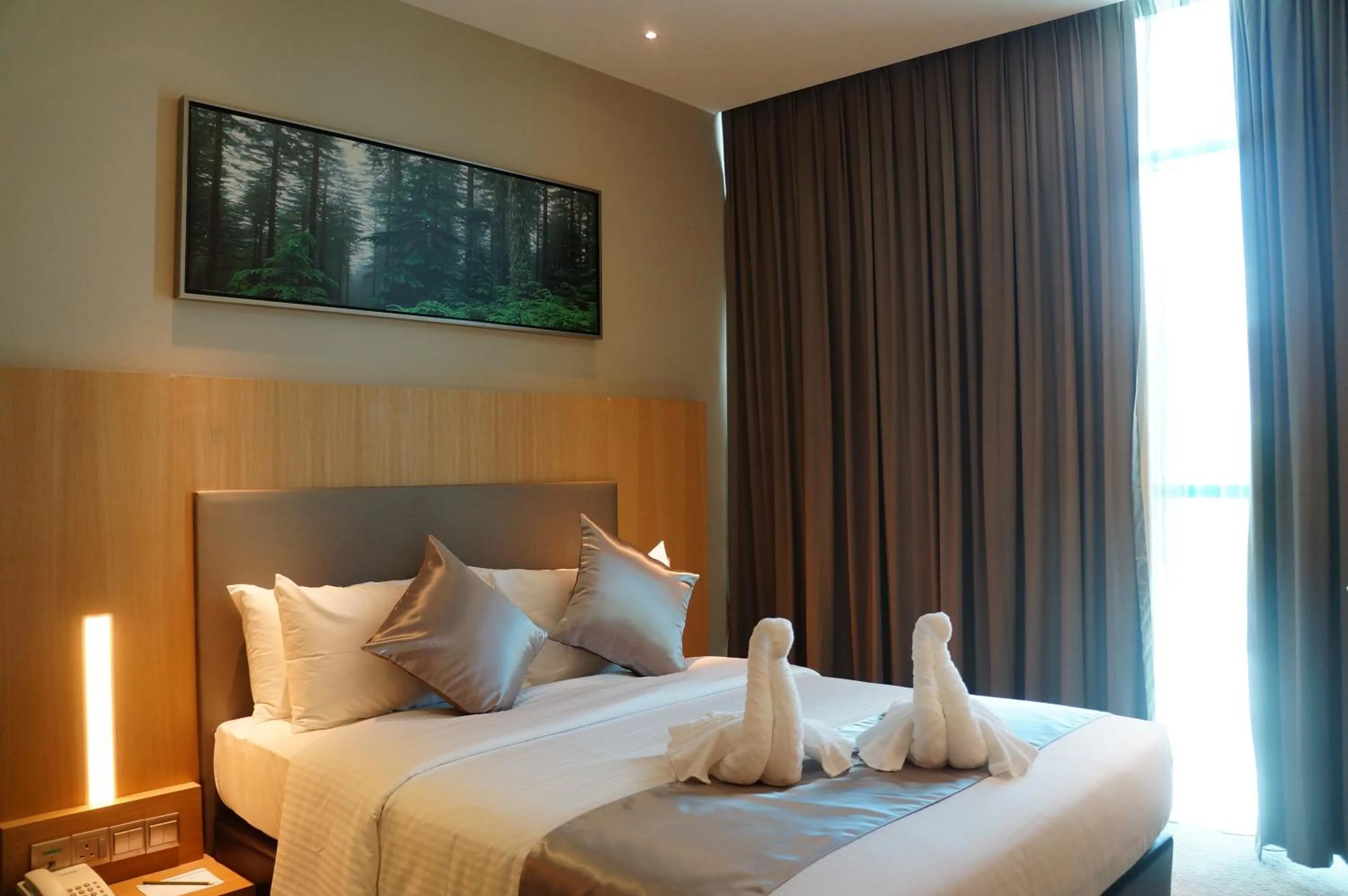 Bedroom, Bed in Greens Hotel & Suites