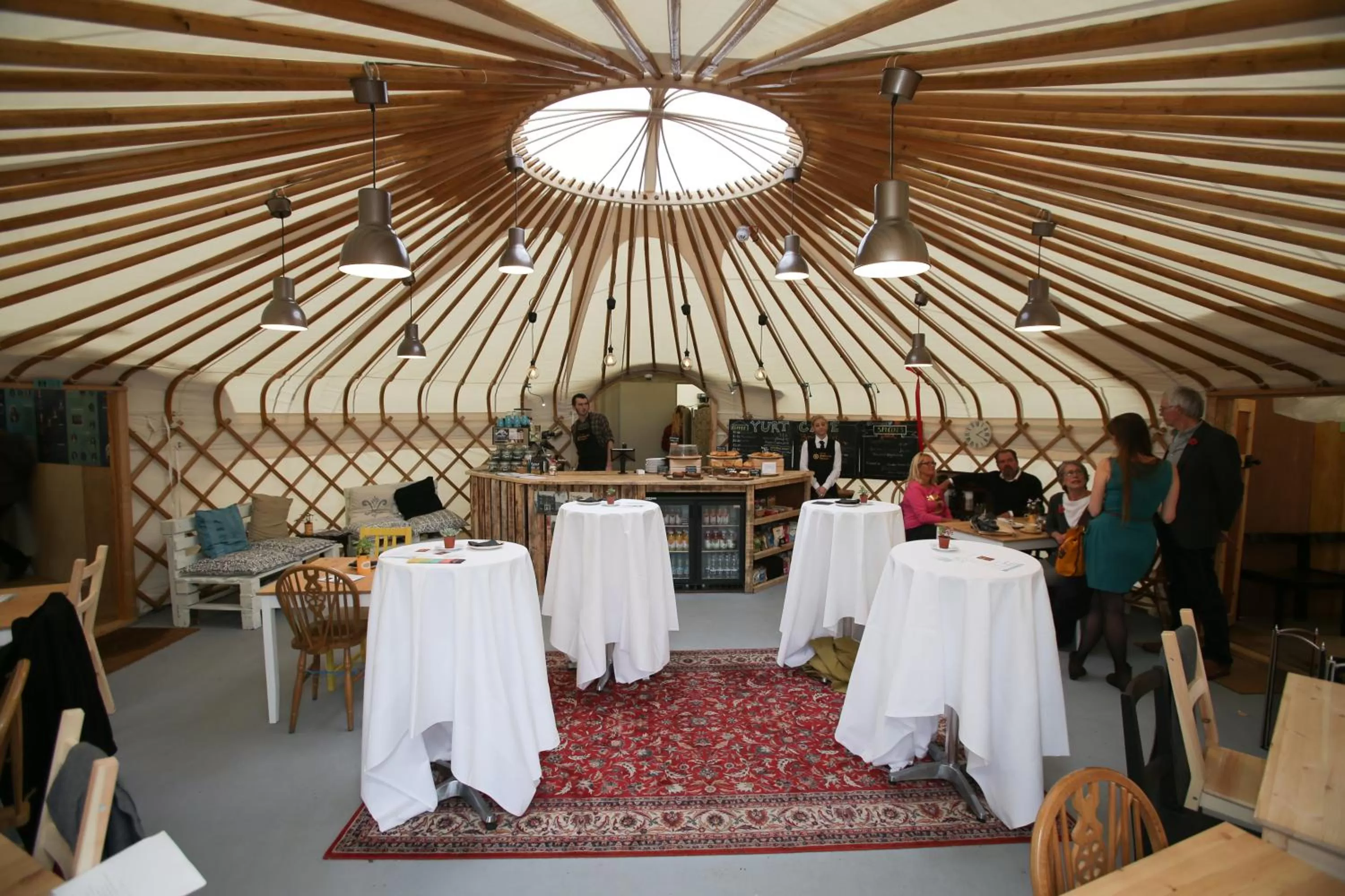 Restaurant/places to eat in The Royal Foundation of St Katharine