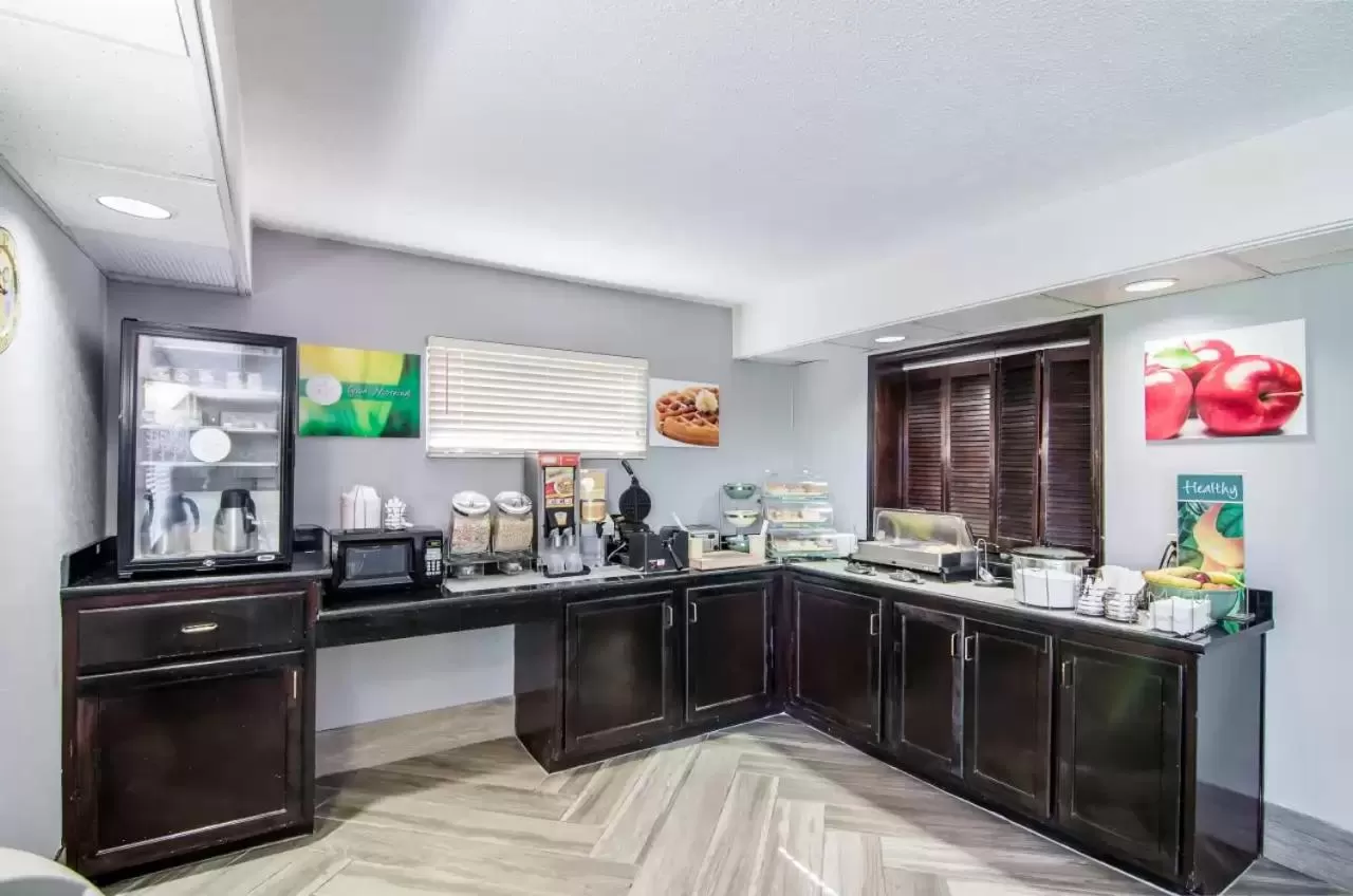 Quality Inn near University of Mobile