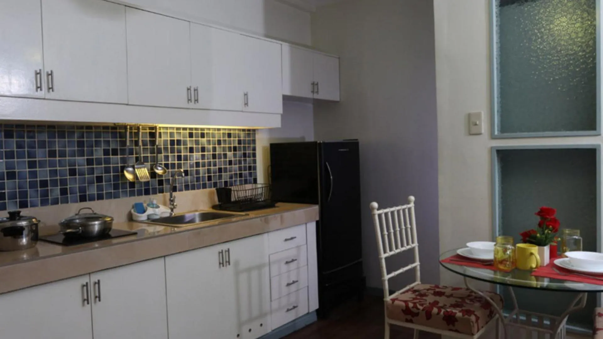 Kitchen or kitchenette in 1775 Adriatico Suites