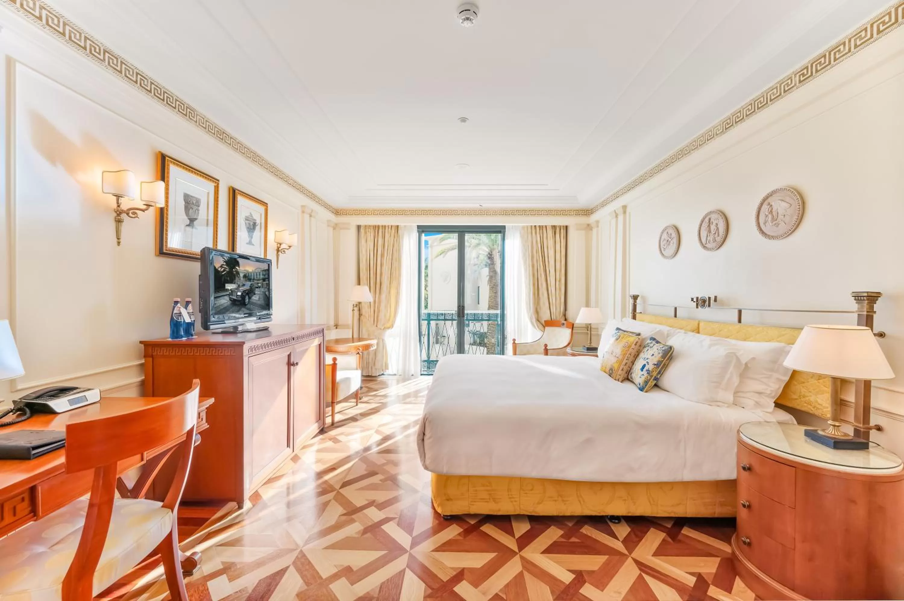 Lagoon Double Room in Imperial Hotel Gold Coast