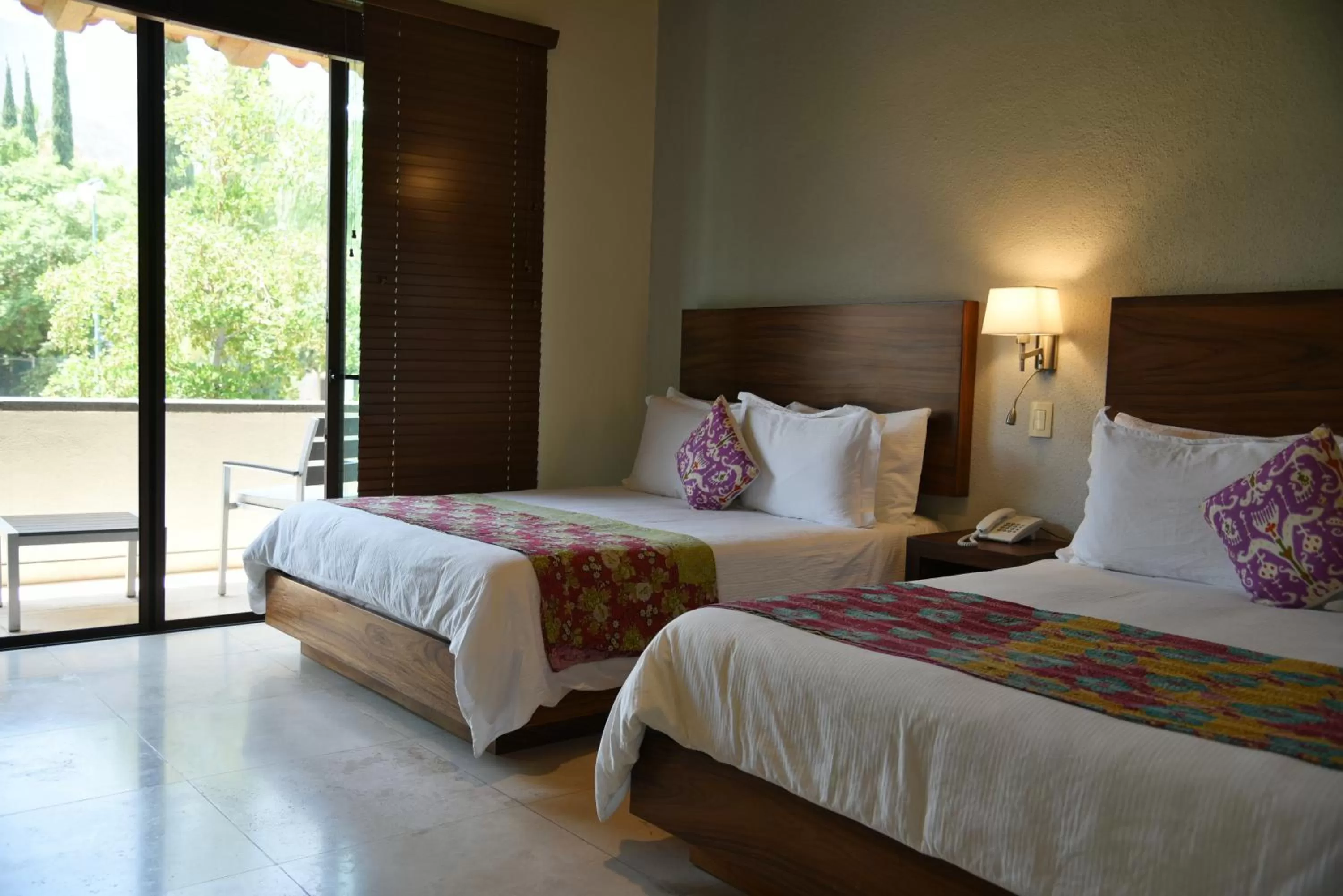 Photo of the whole room, Bed in La Reserva Chapala