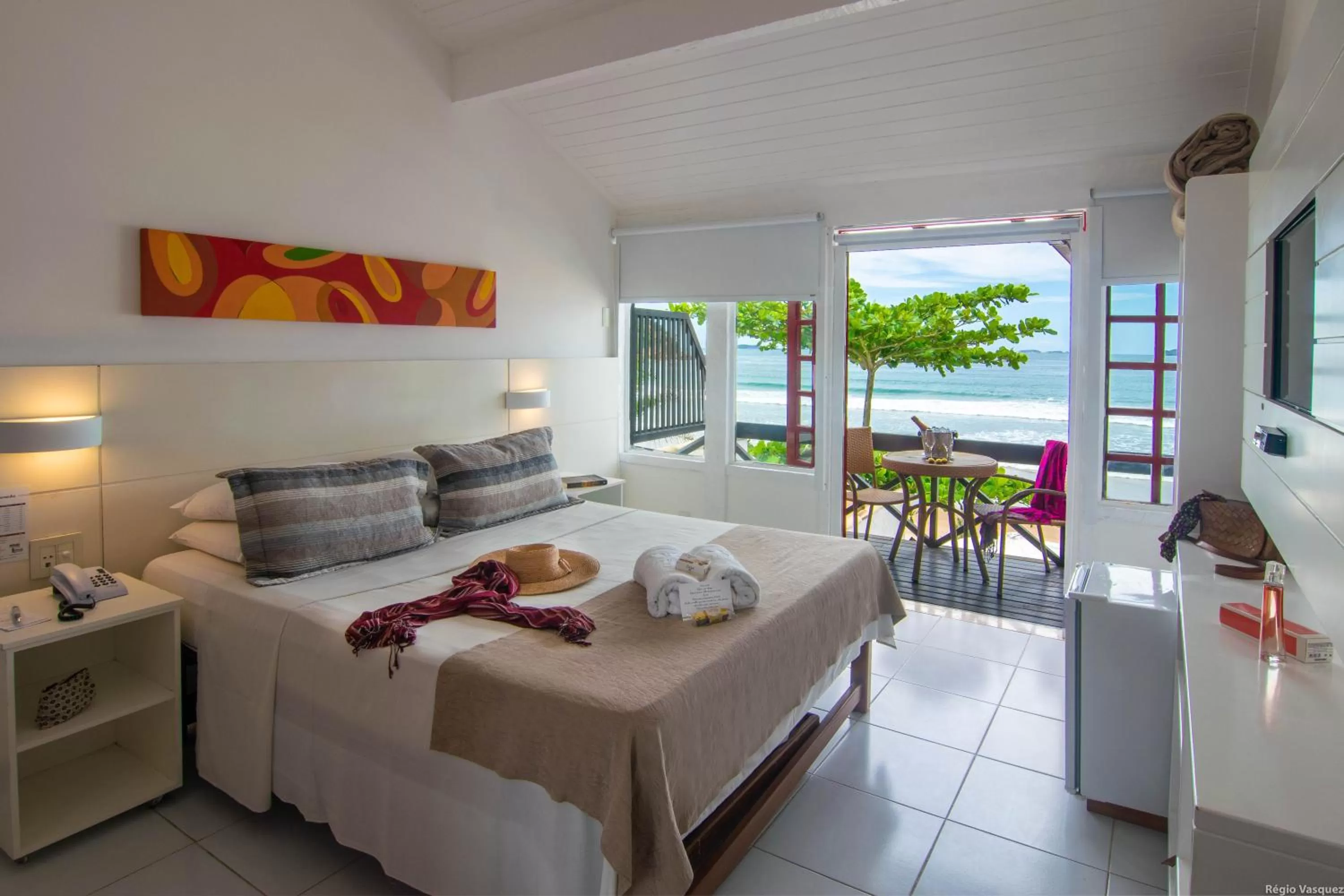 Balcony/Terrace, Bed in Chez Pitu Praia Hotel