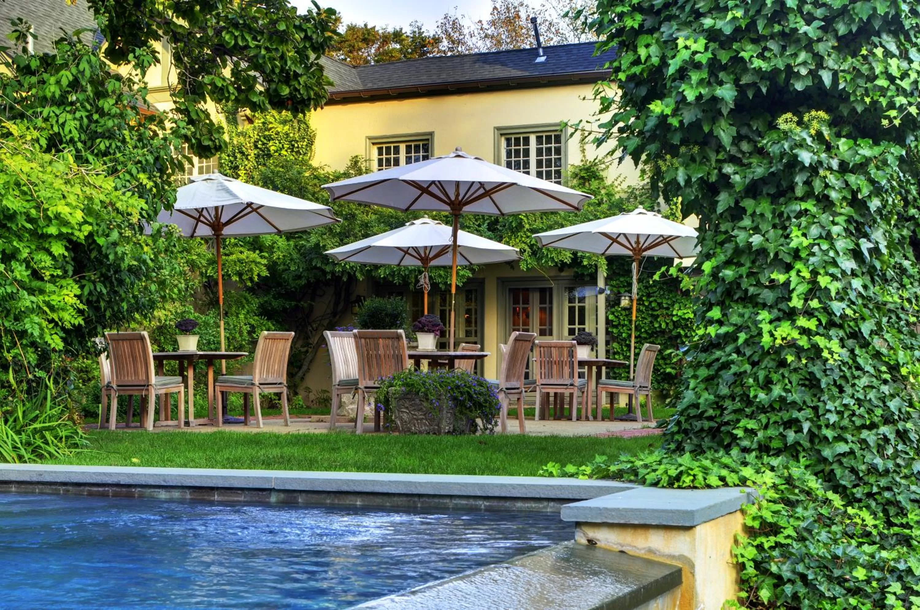 Patio in The Baker House 1650