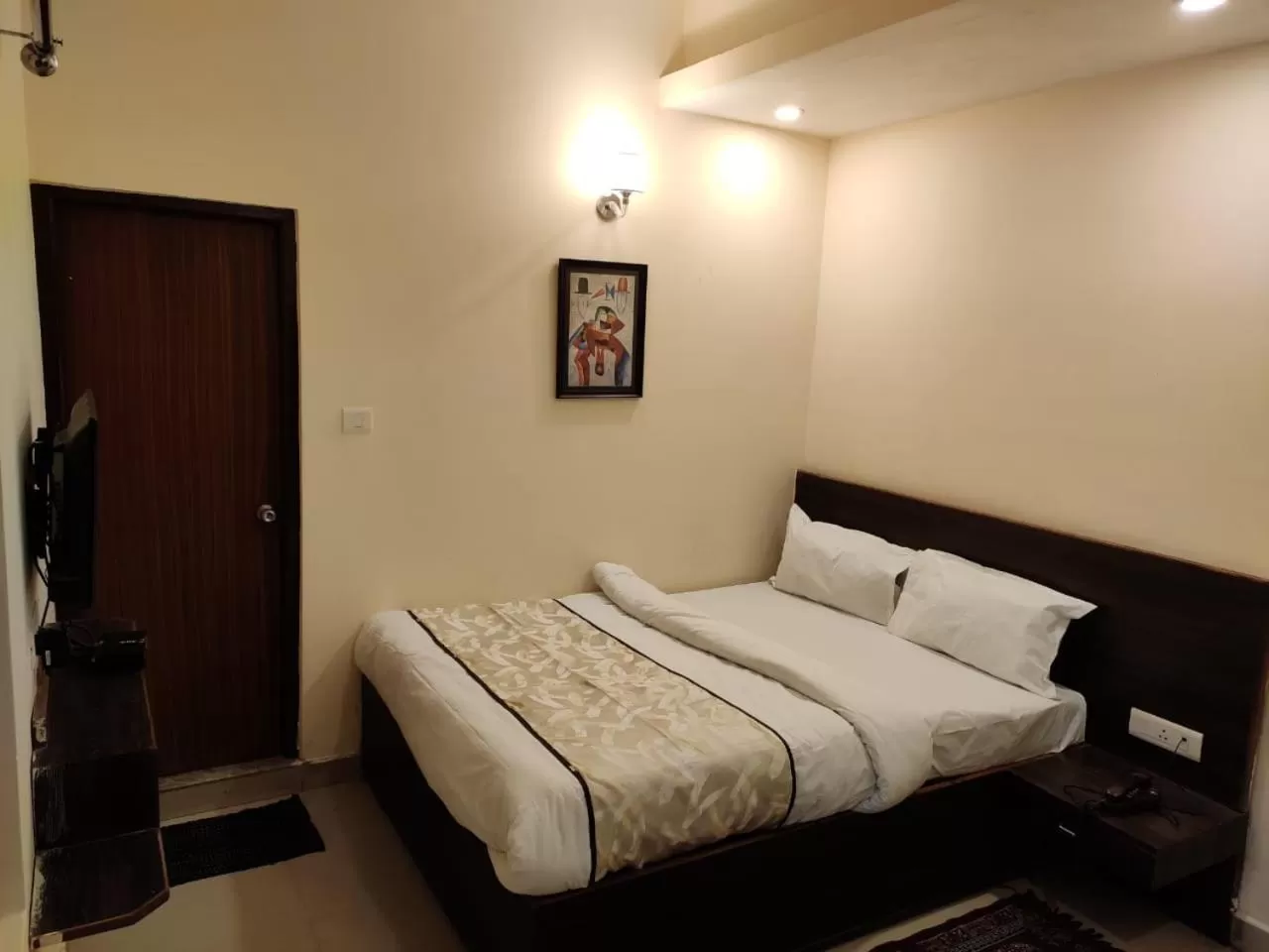 Photo of the whole room, Bed in Hotel The Narayani Continental