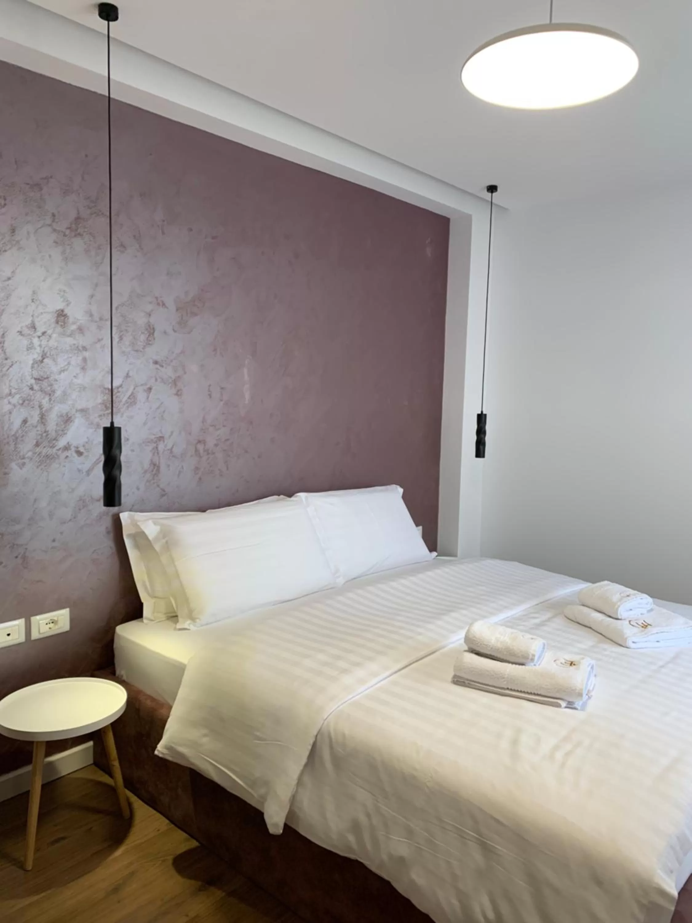 Bed in Grand Hotel Pogradec