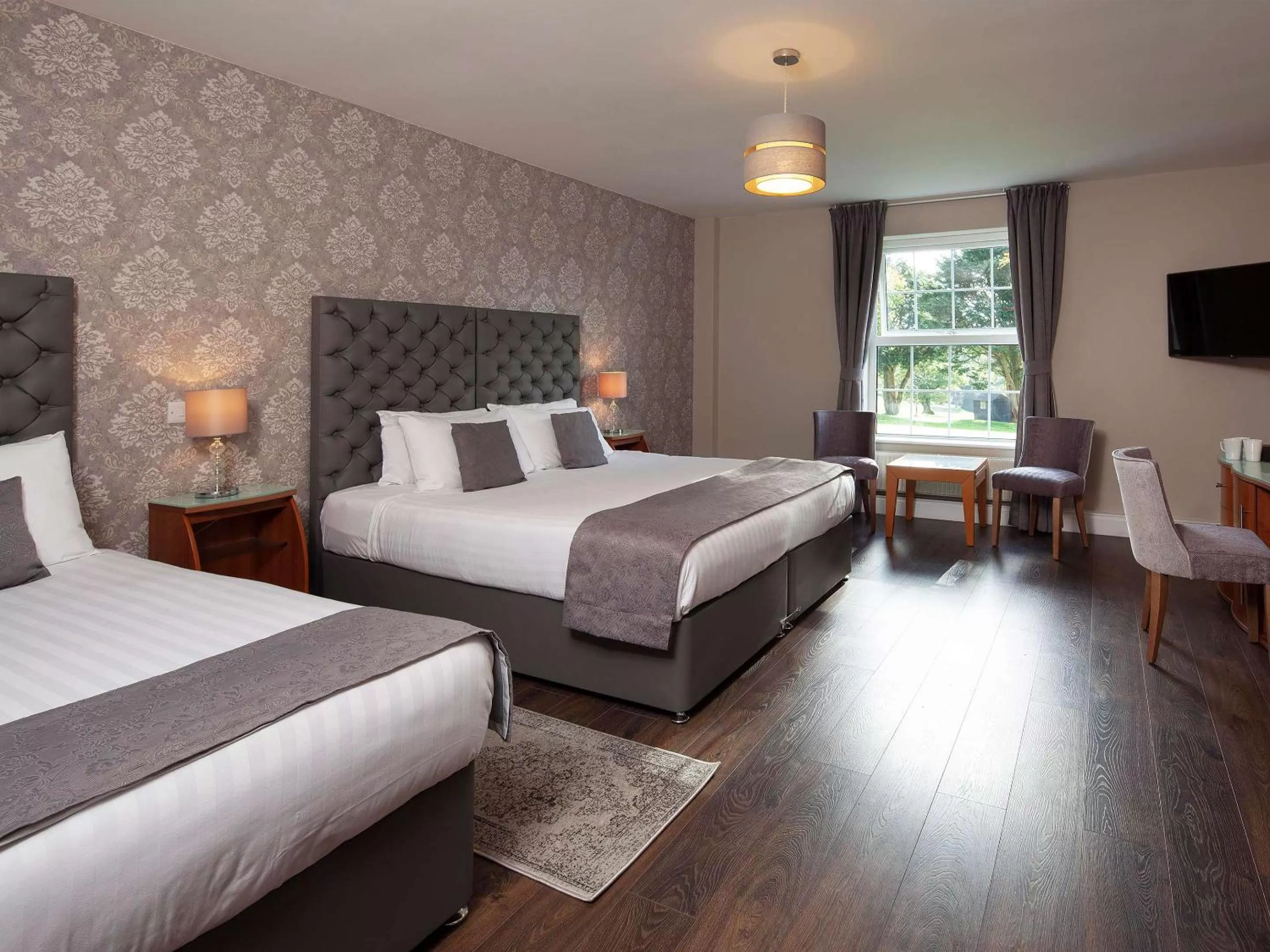 Bedroom, Bed in Elfordleigh Hotel