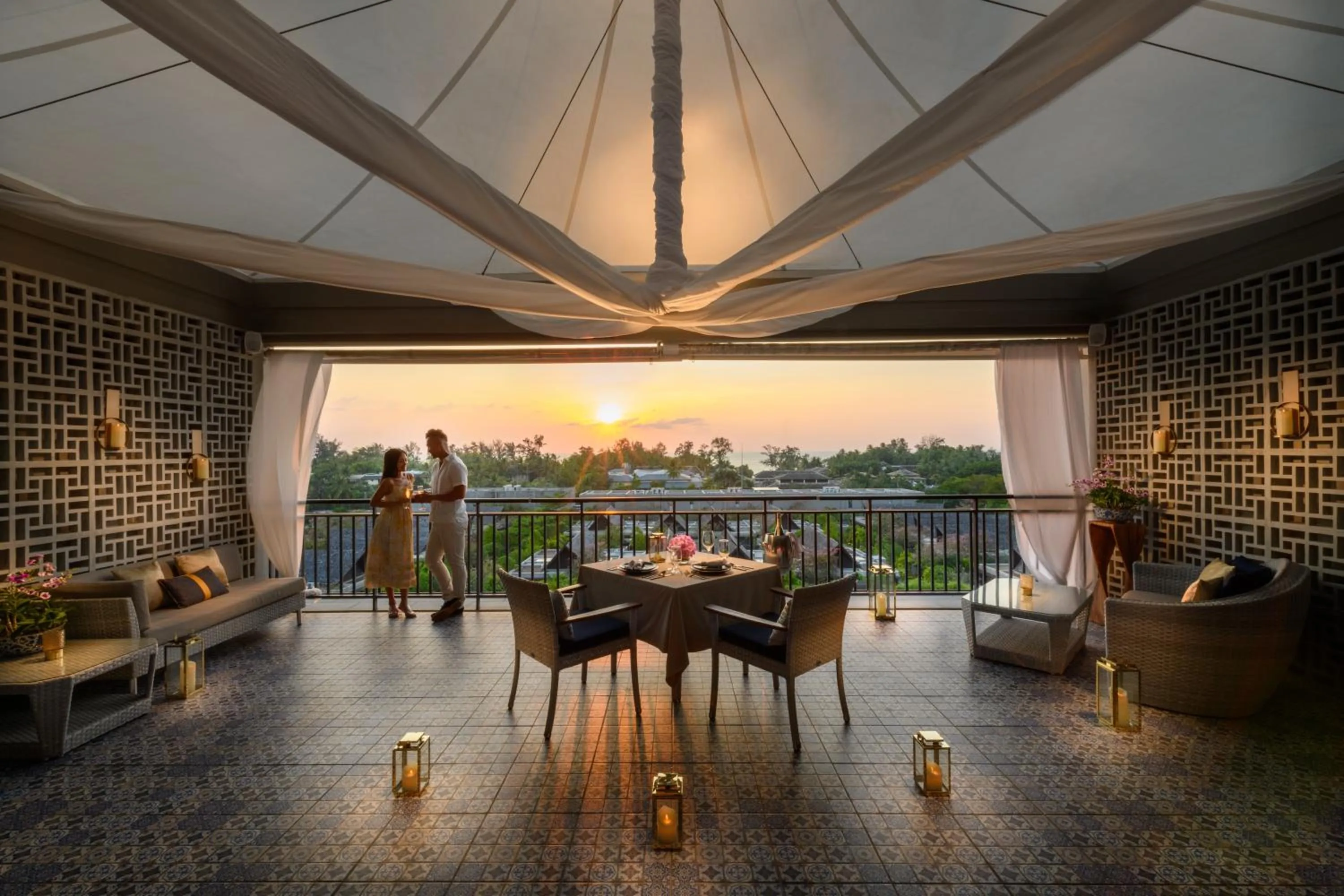 Lounge or bar in Anantara Vacation Club Mai Khao Phuket