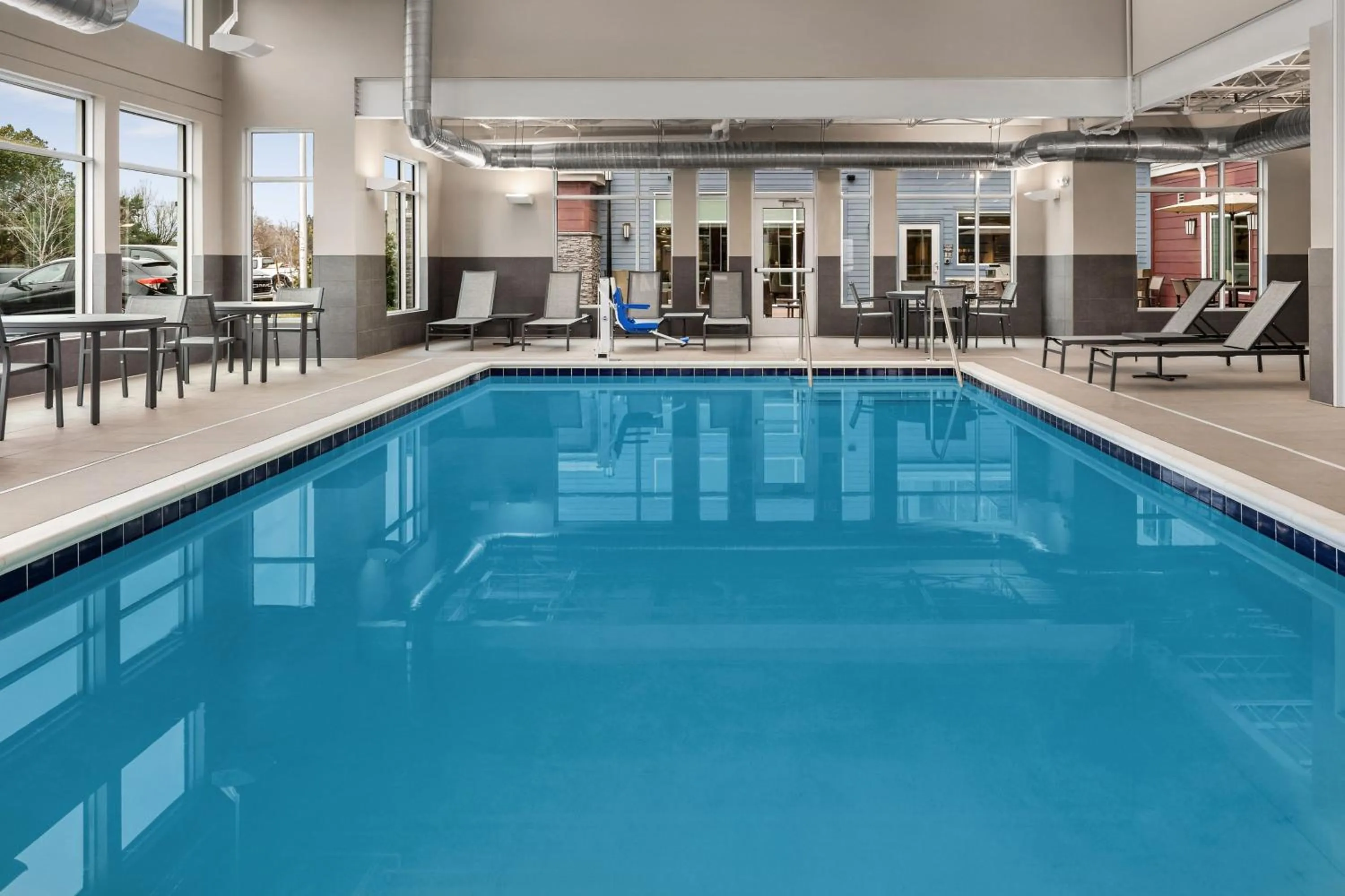 Swimming pool in Residence Inn by Marriott Portland Clackamas