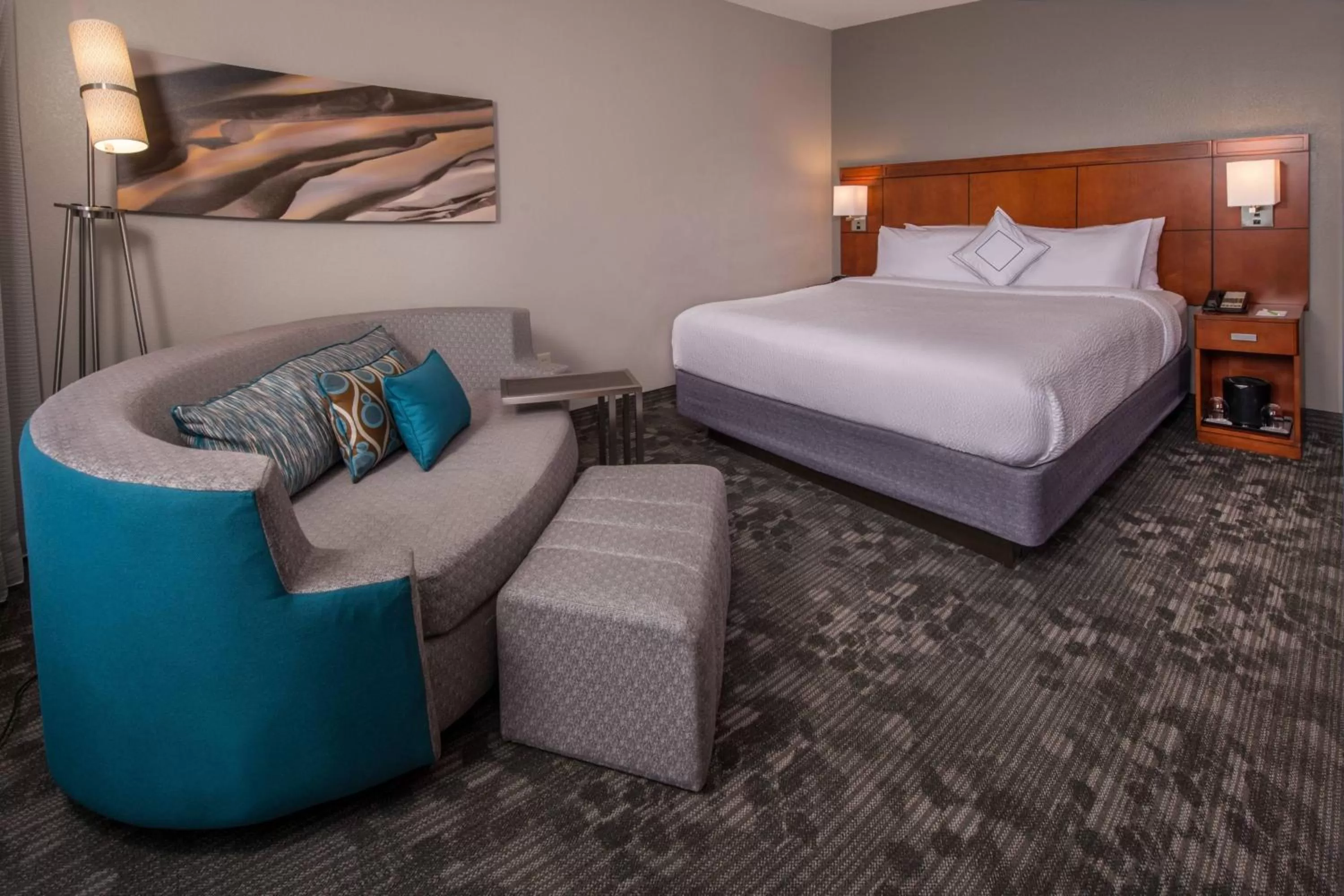 King Room with Sofa Bed and Adapted Tub - Mobility and Hearing Accessible in Courtyard by Marriott Dulles Town Center