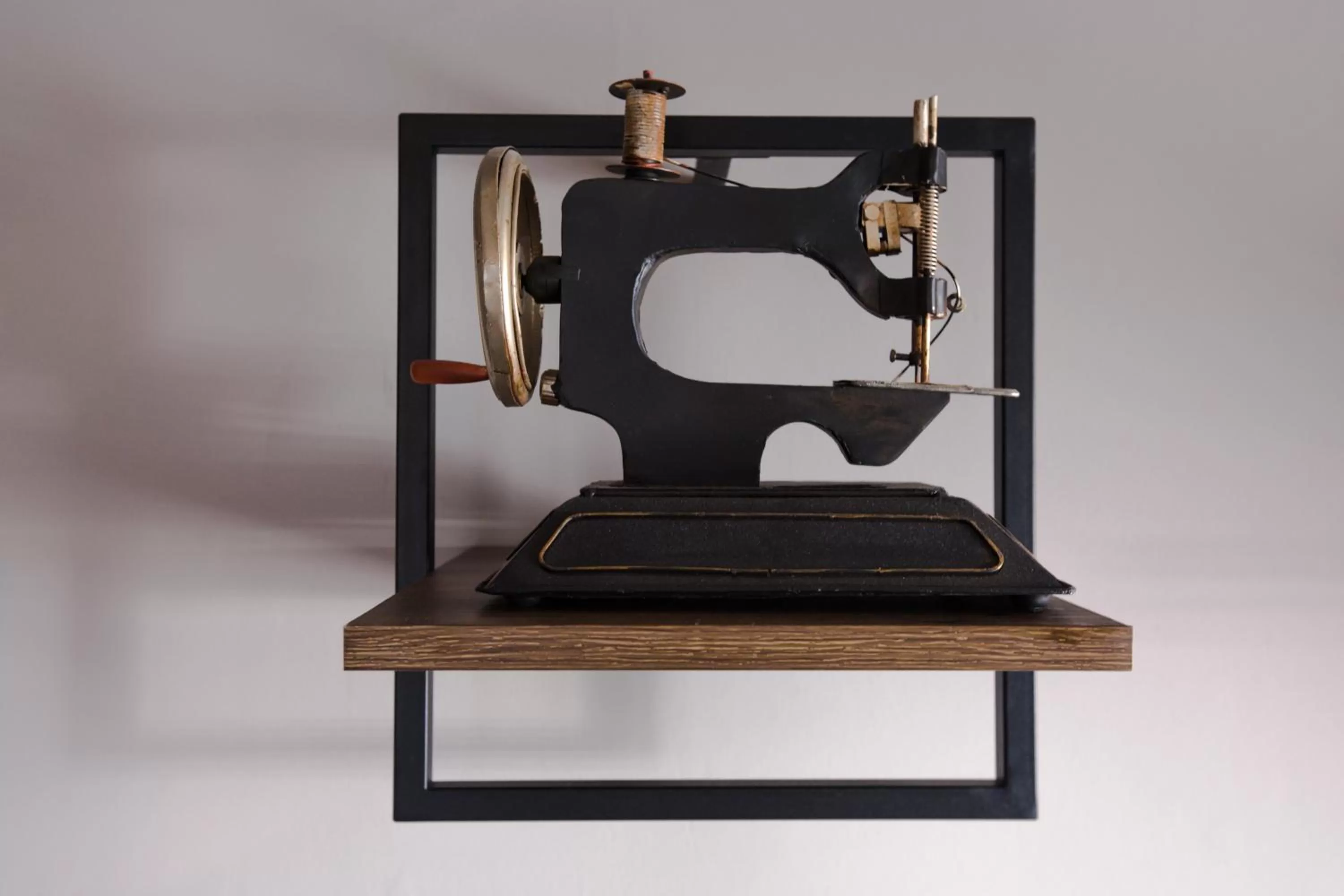 The Wheatsheaf Pub, Kitchen & Rooms