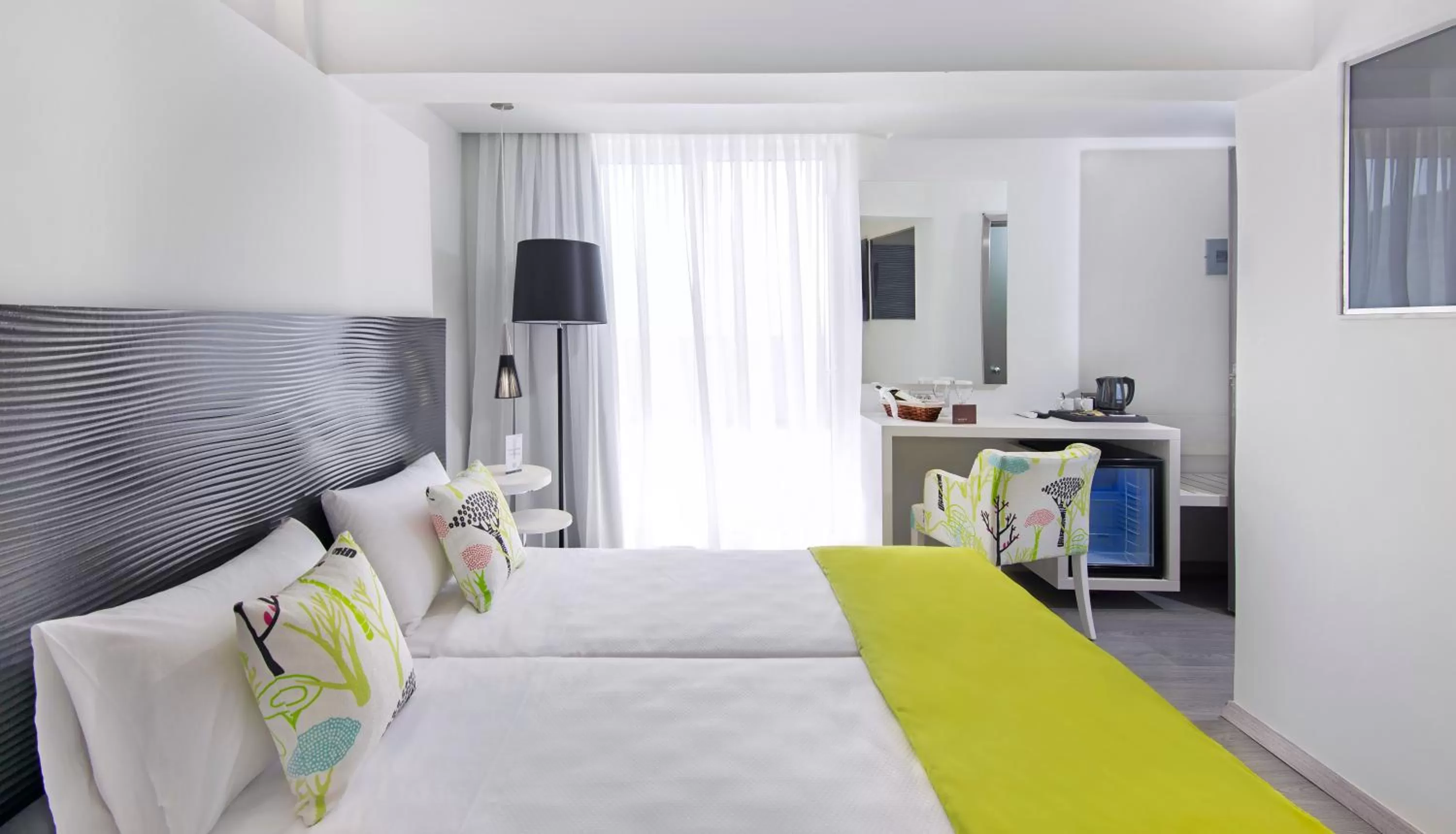 Photo of the whole room, Bed in Semiramis City Hotel