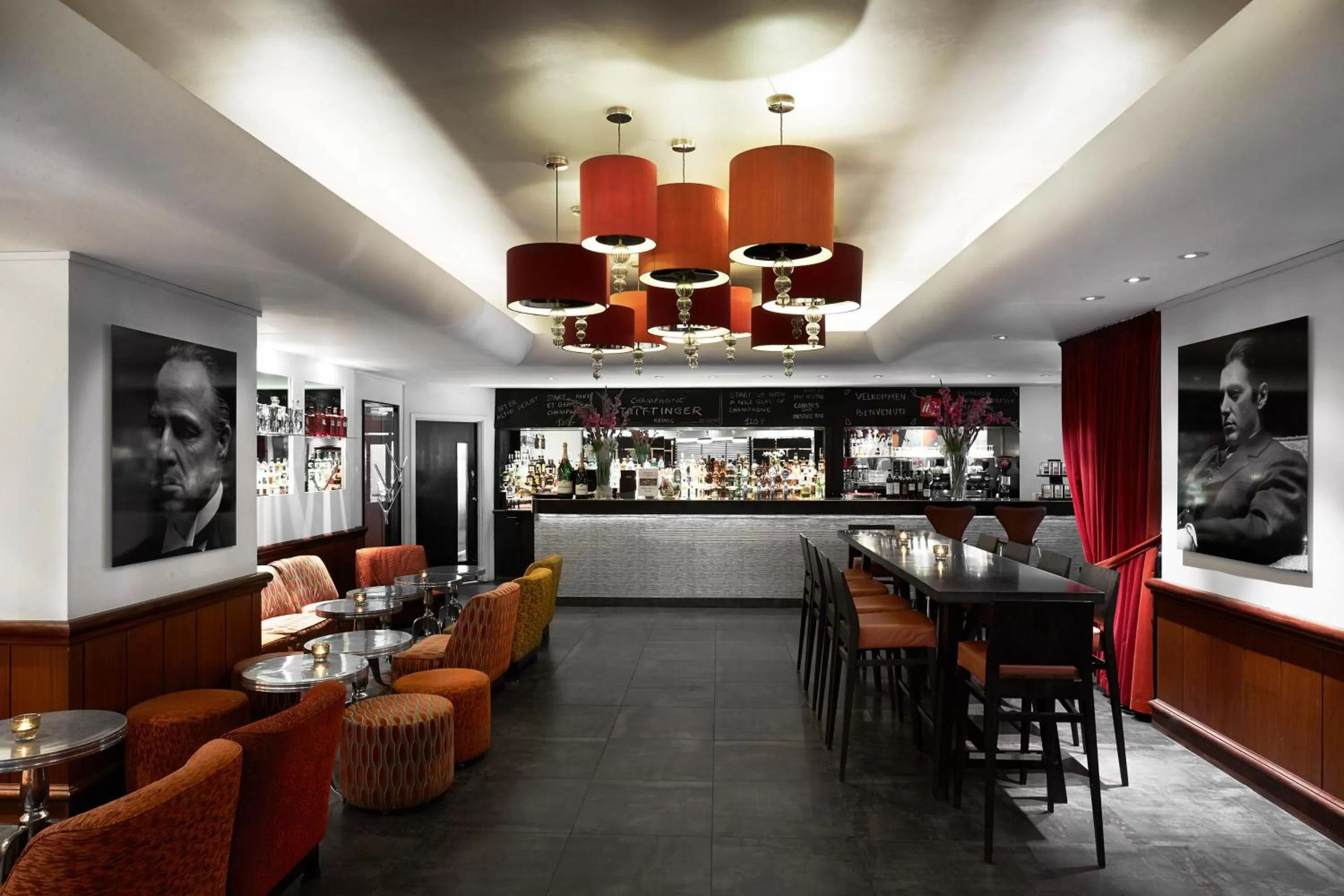 Restaurant/places to eat in Imperial Hotel