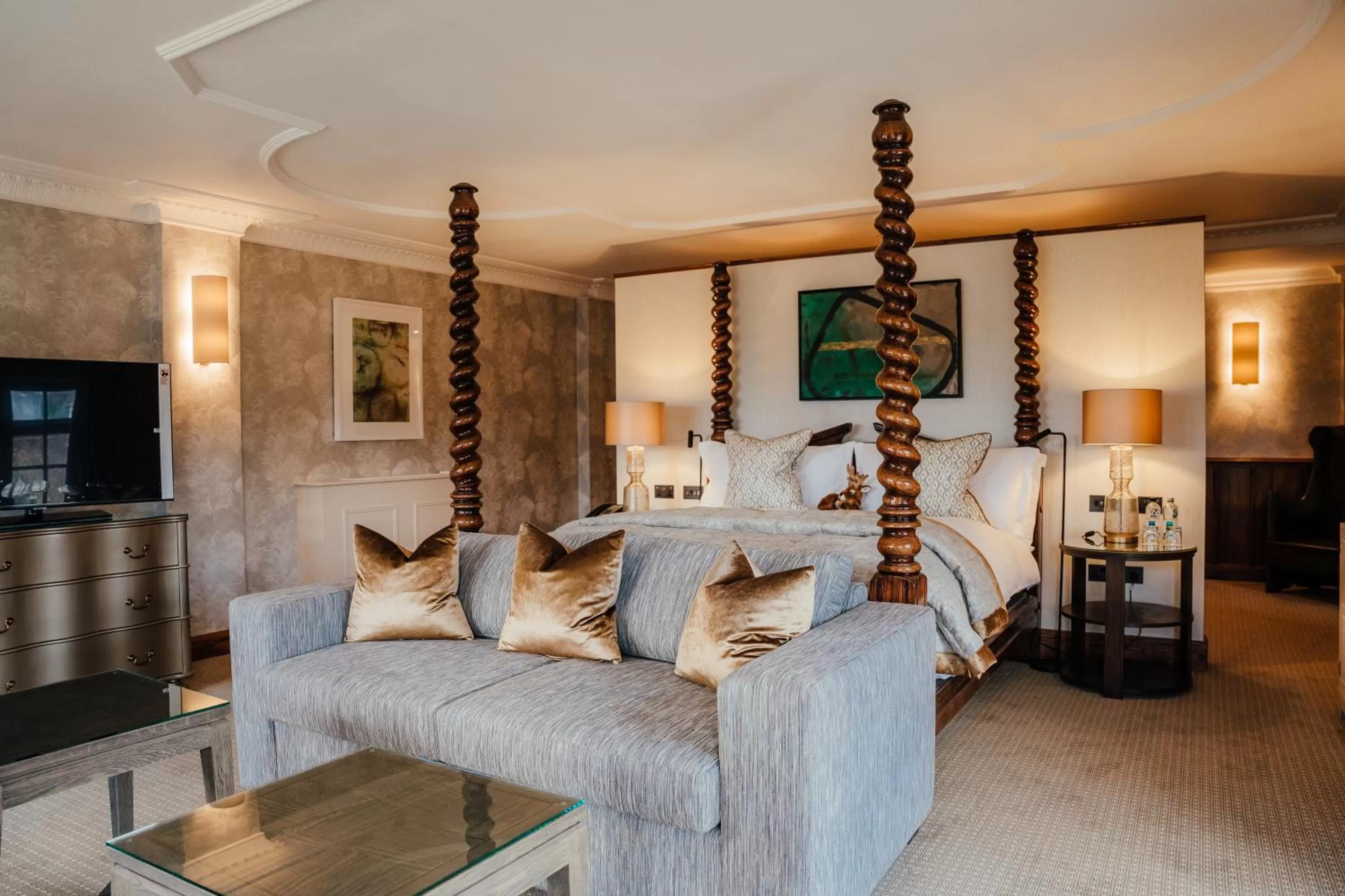 Bed in Pennyhill Park Hotel and Spa