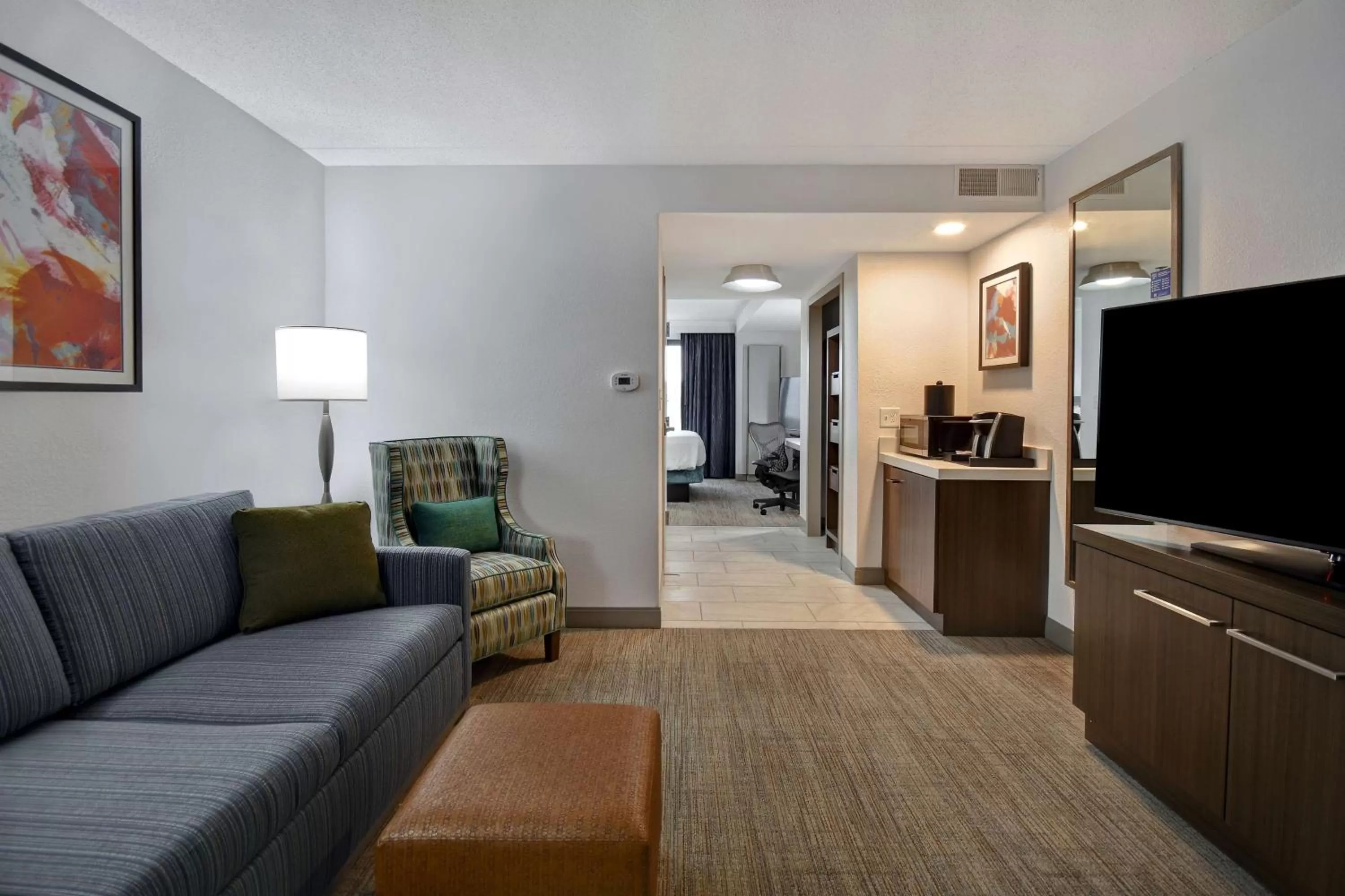 One-Bedroom King Suite in Hilton Garden Inn Detroit Metro Airport