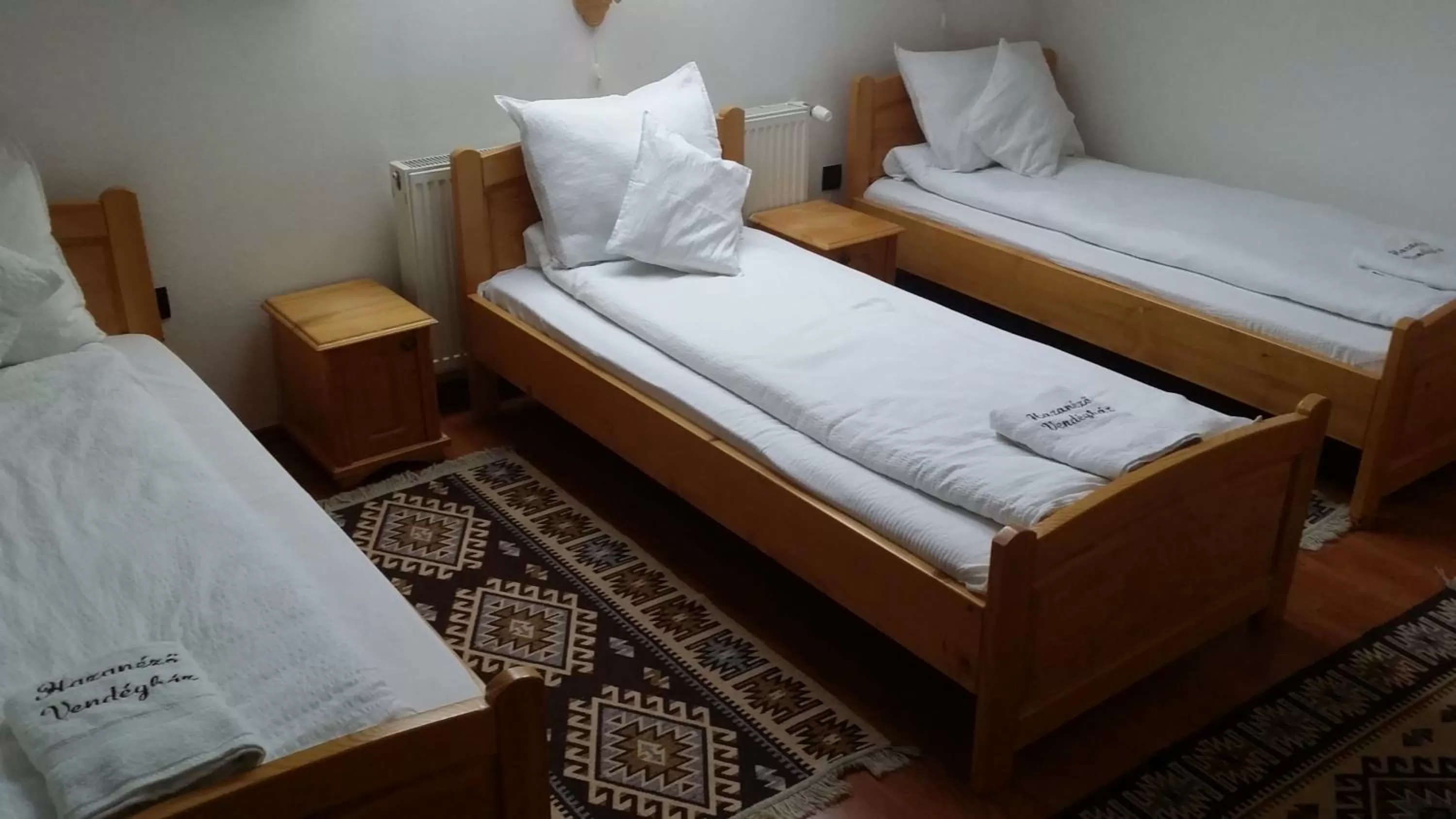 Bed in Hazanéző Panzió