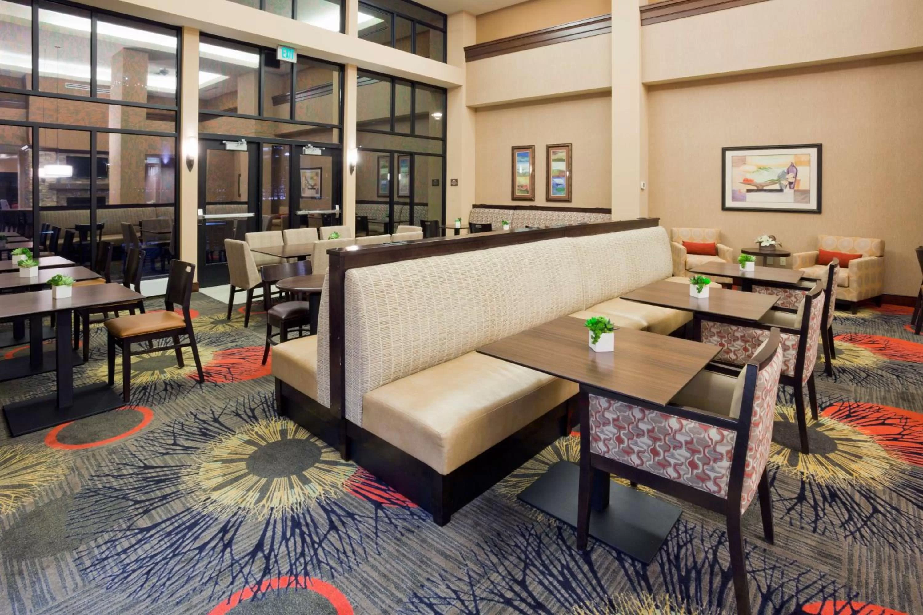 Lobby or reception in Homewood Suites by Hilton Minneapolis - Saint Louis Park at West End
