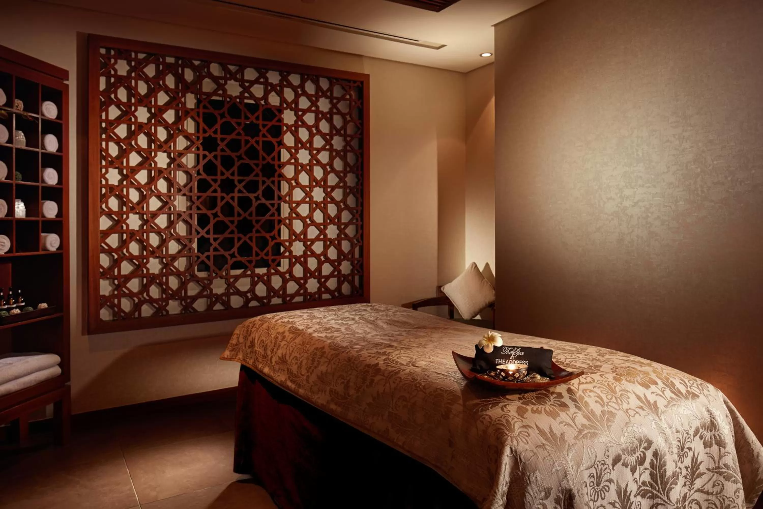 Spa and wellness centre/facilities, Bed in Address Montgomerie