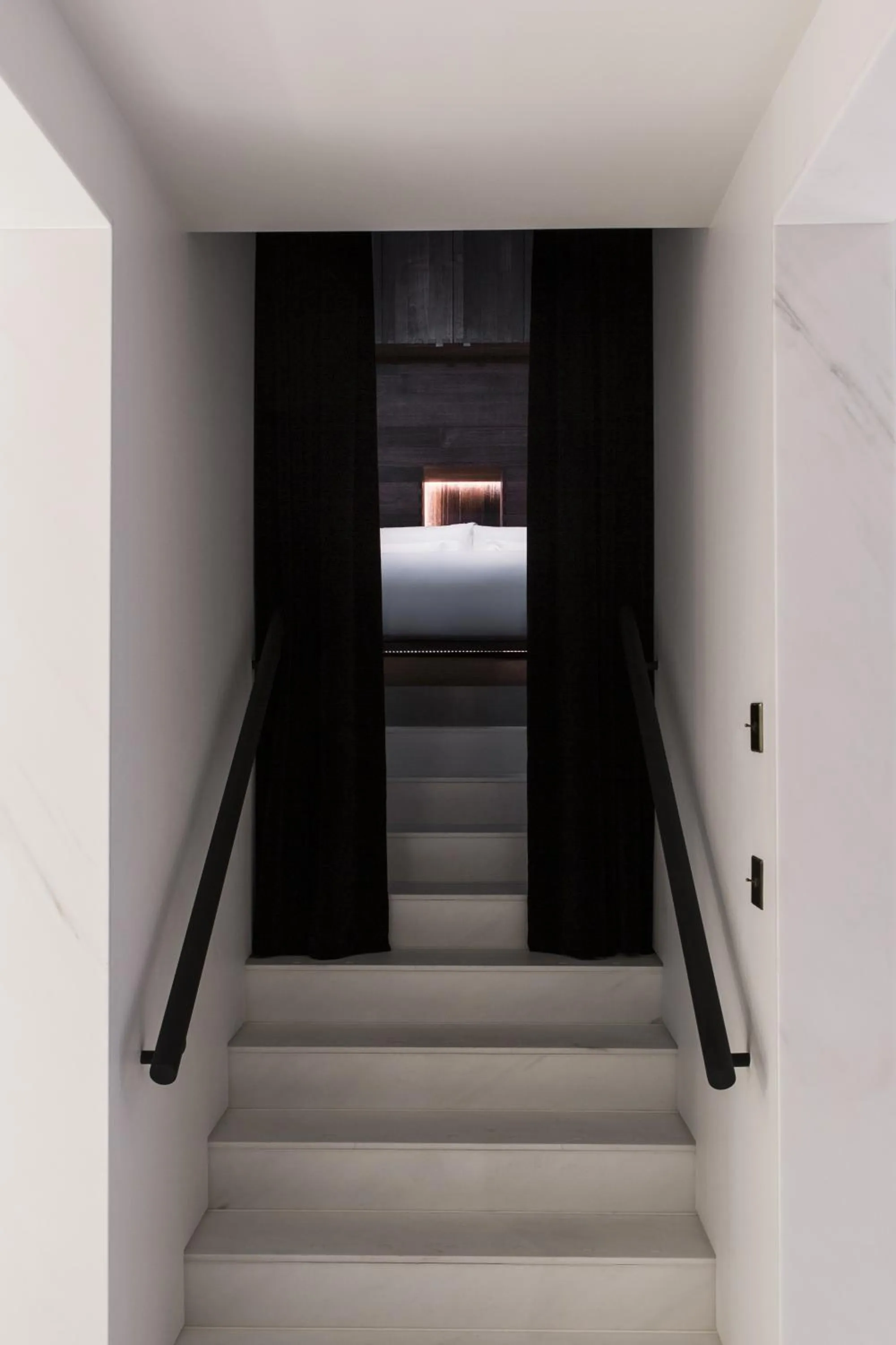 Bedroom, Bed in The Beaumont Mayfair