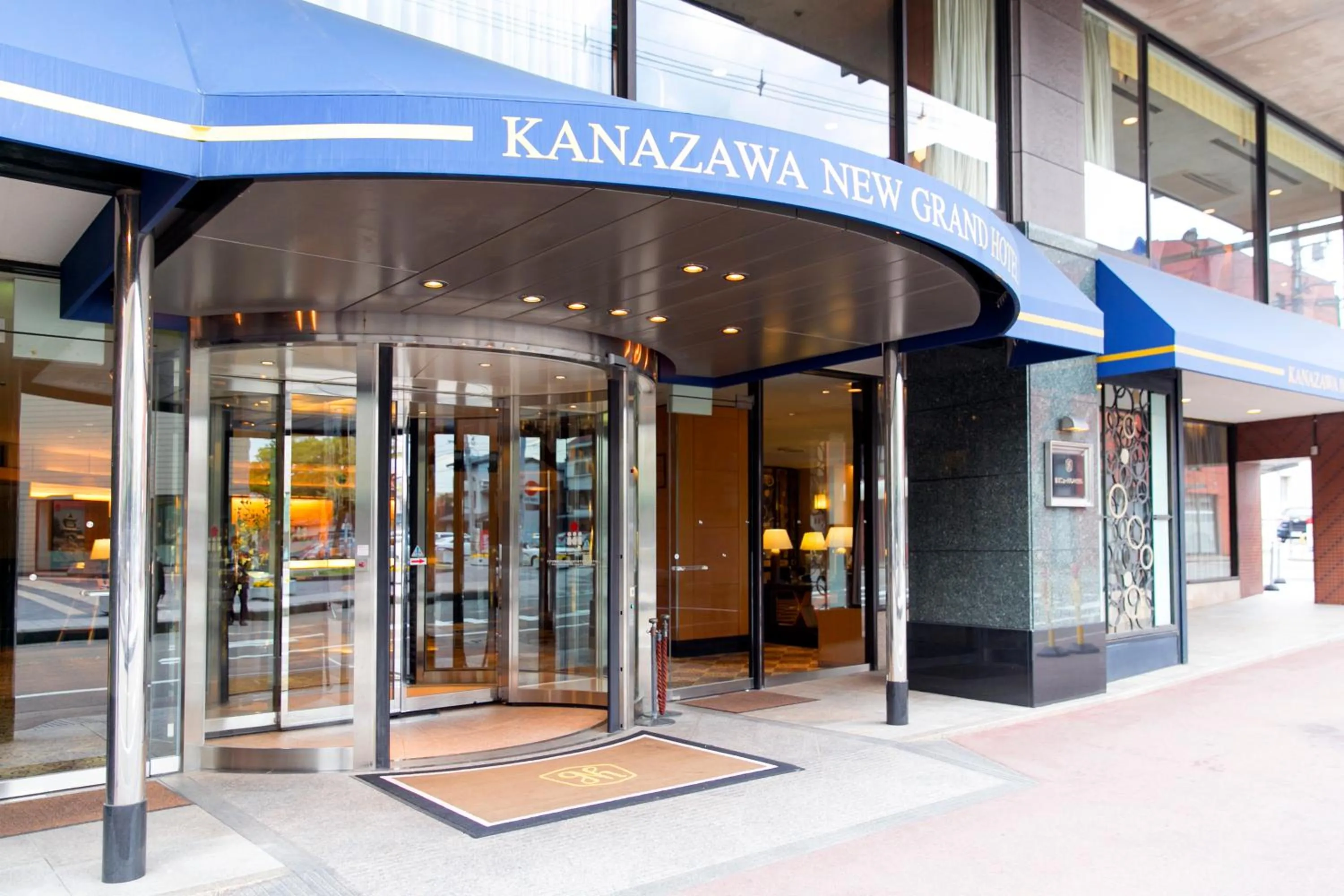 Facade/entrance in Kanazawa New Grand Hotel Prestige