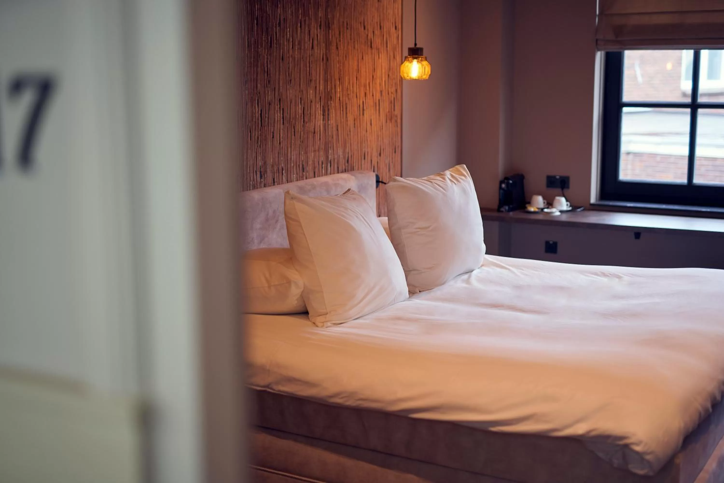 Bed in The Yard hotel Noordkade