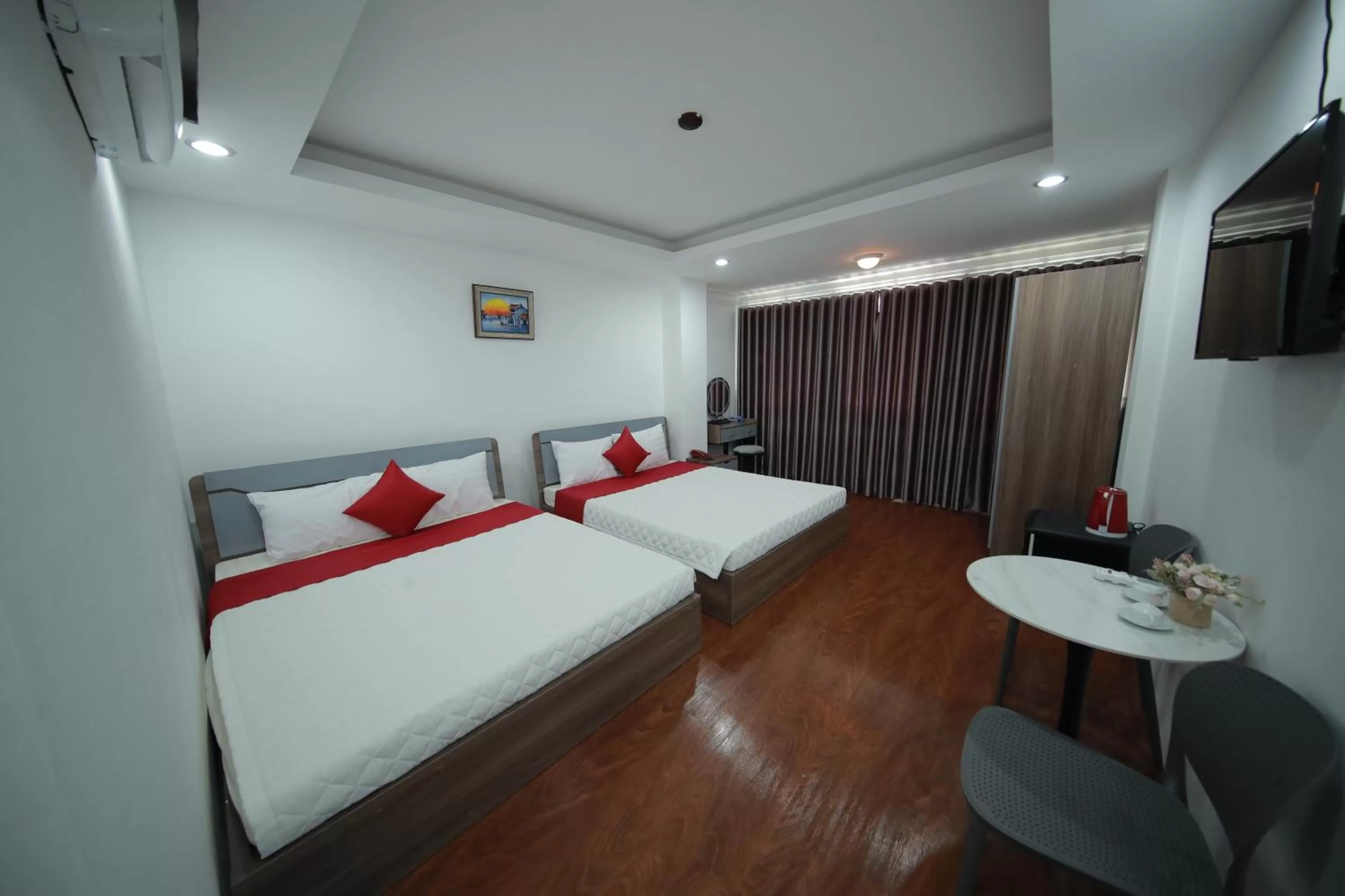 PHÚ GIA BÙI VIỆN HOTEl