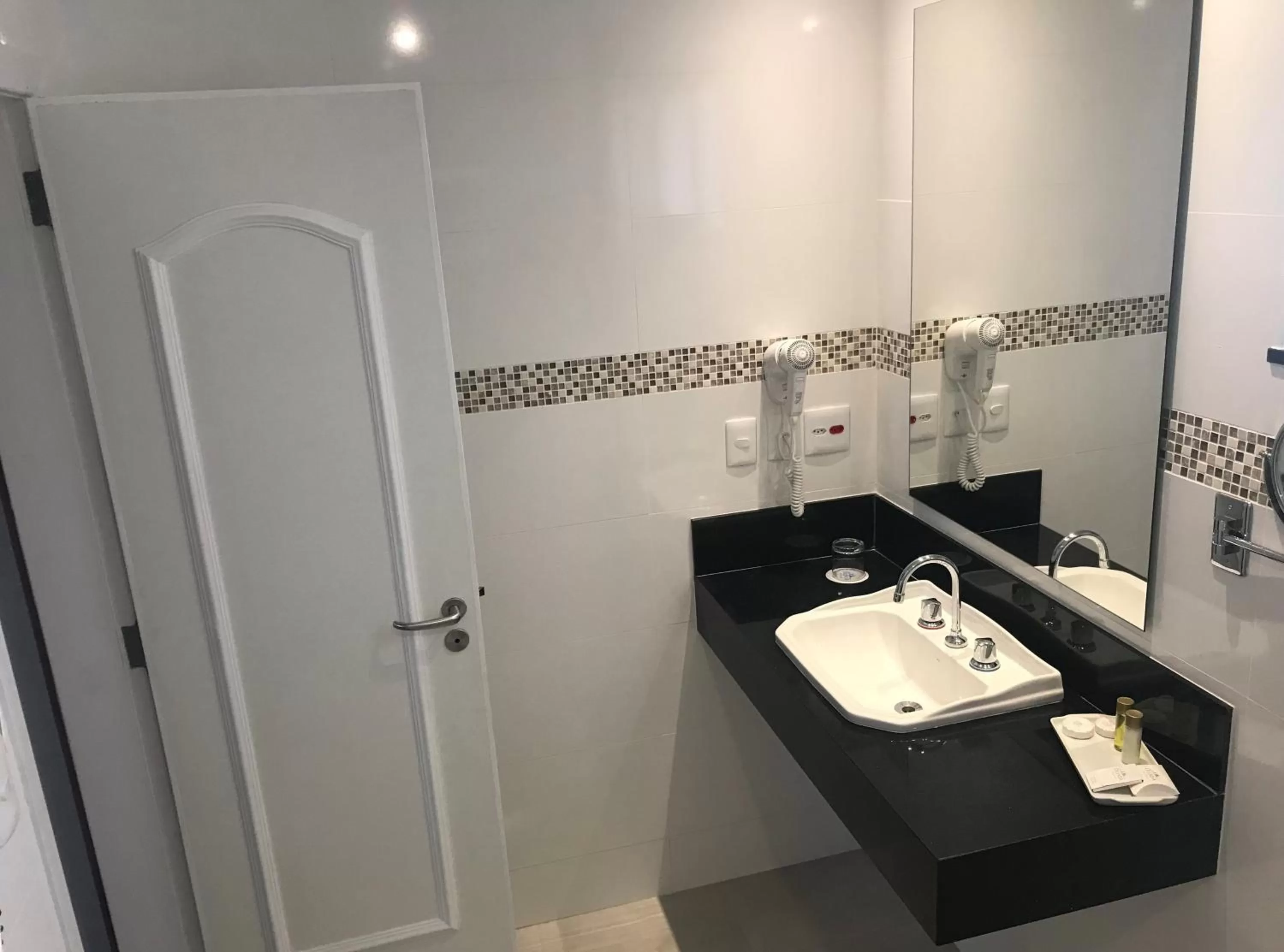 Bathroom in Olinda Rio Hotel