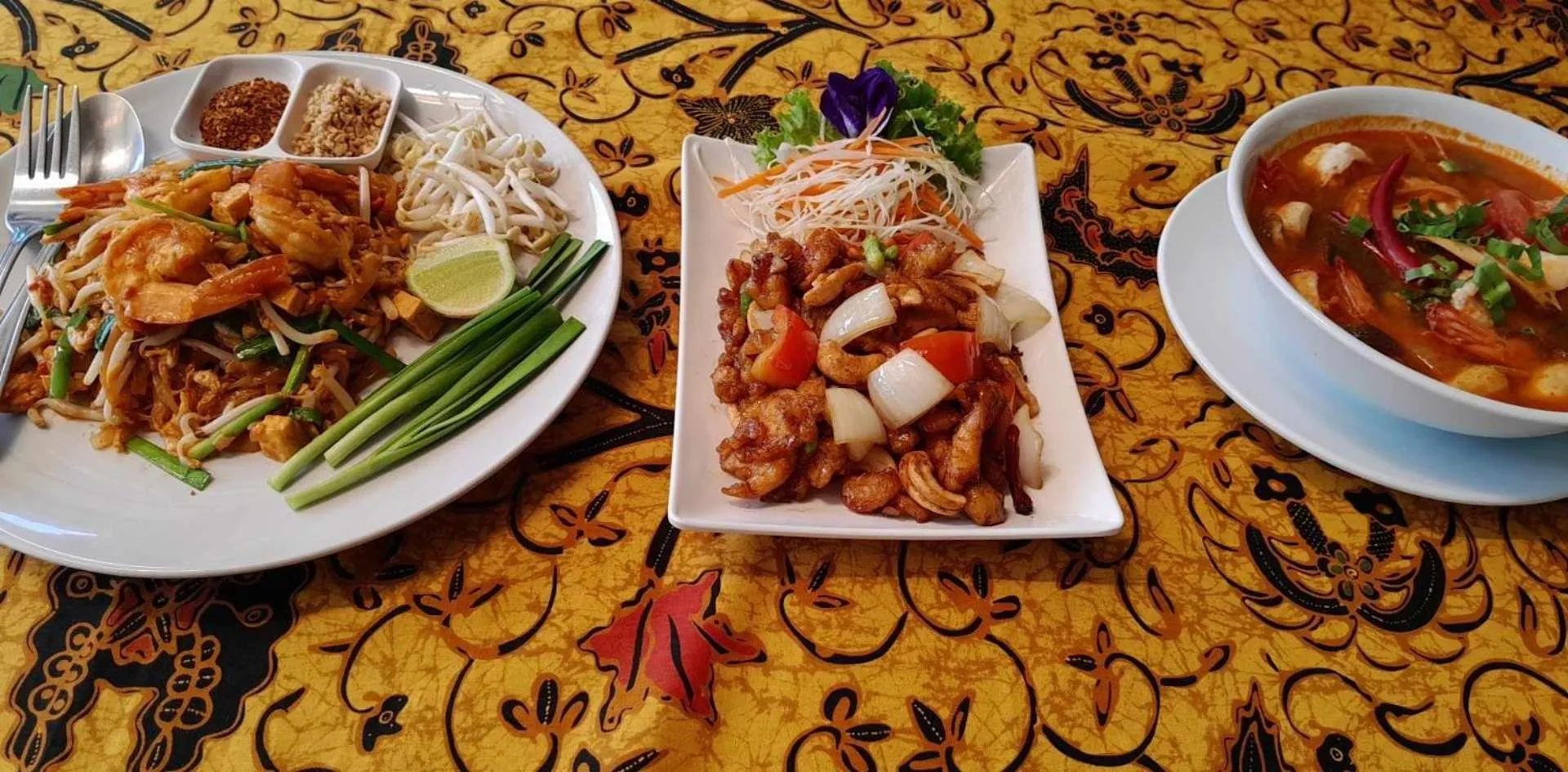 Baan Suan Rim Klong Resort