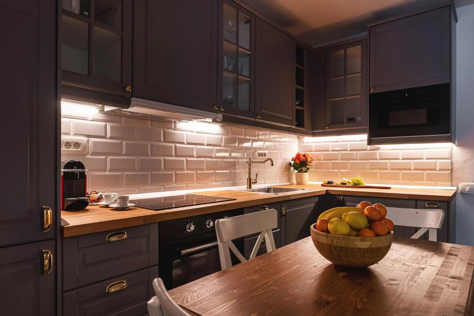 Kitchen or kitchenette in Nikolas Haus Central Location with Free Parking