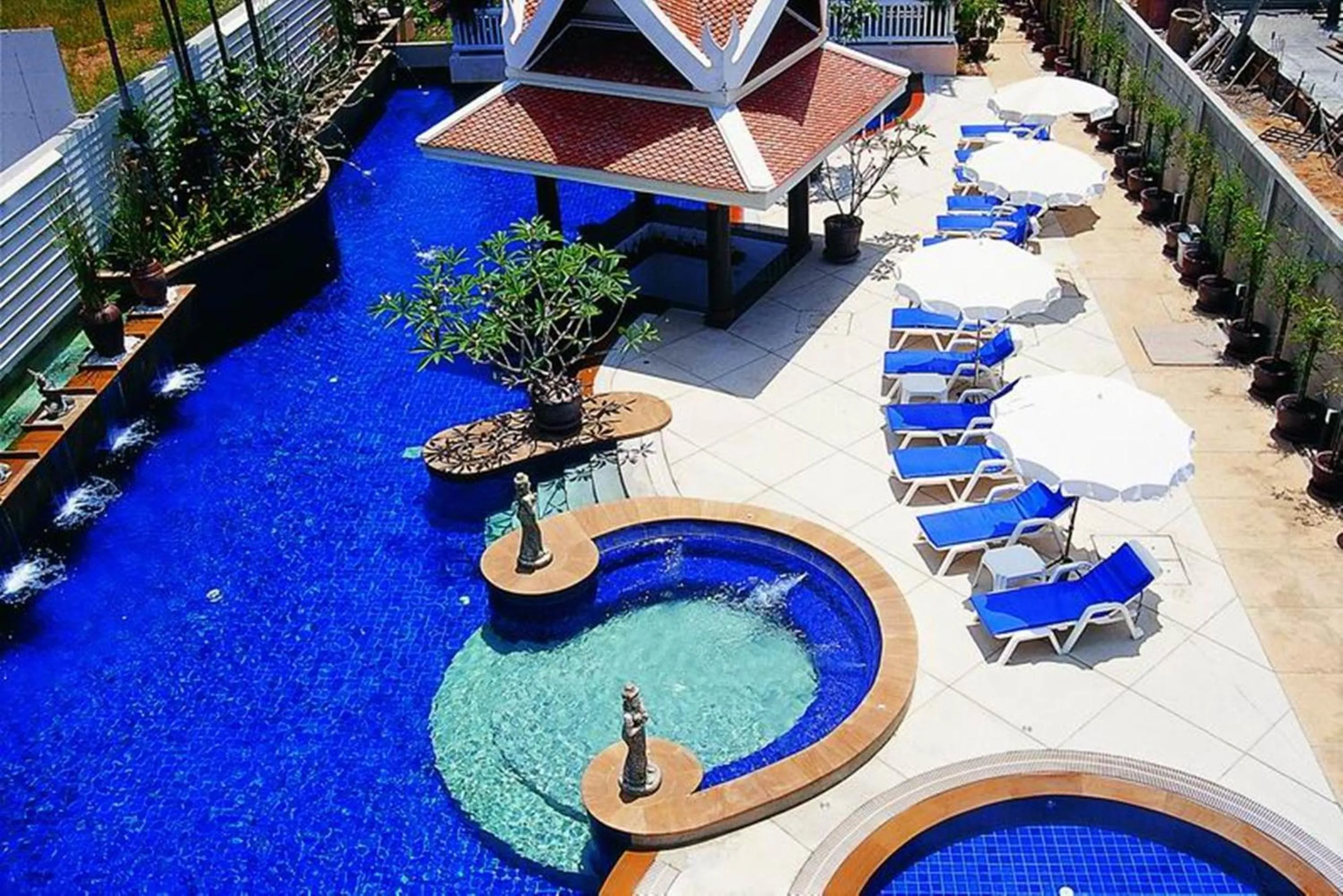 Swimming pool in Kata Poolside Resort SHA Extra Plus