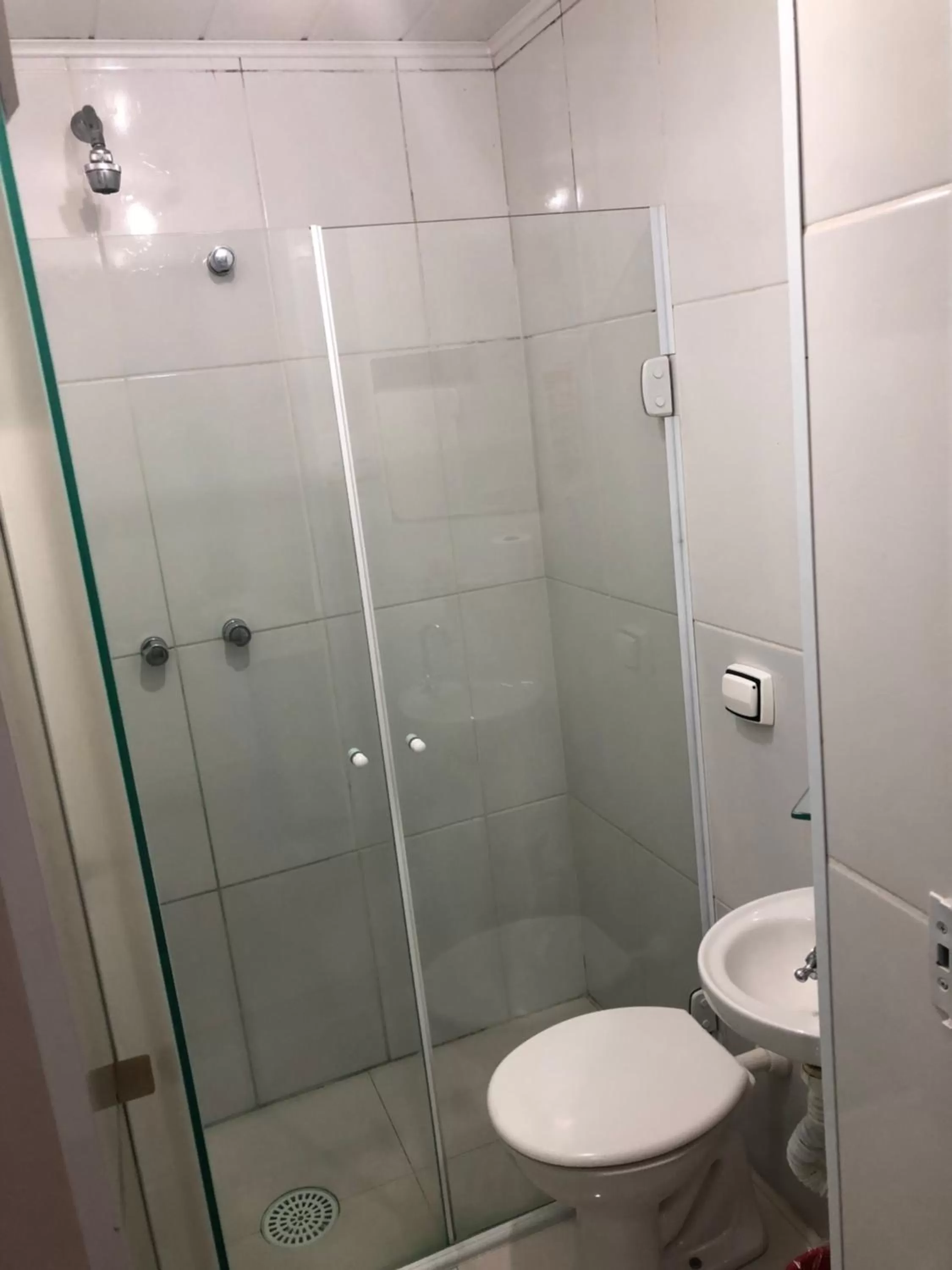 Bathroom in Center Plaza Hotel