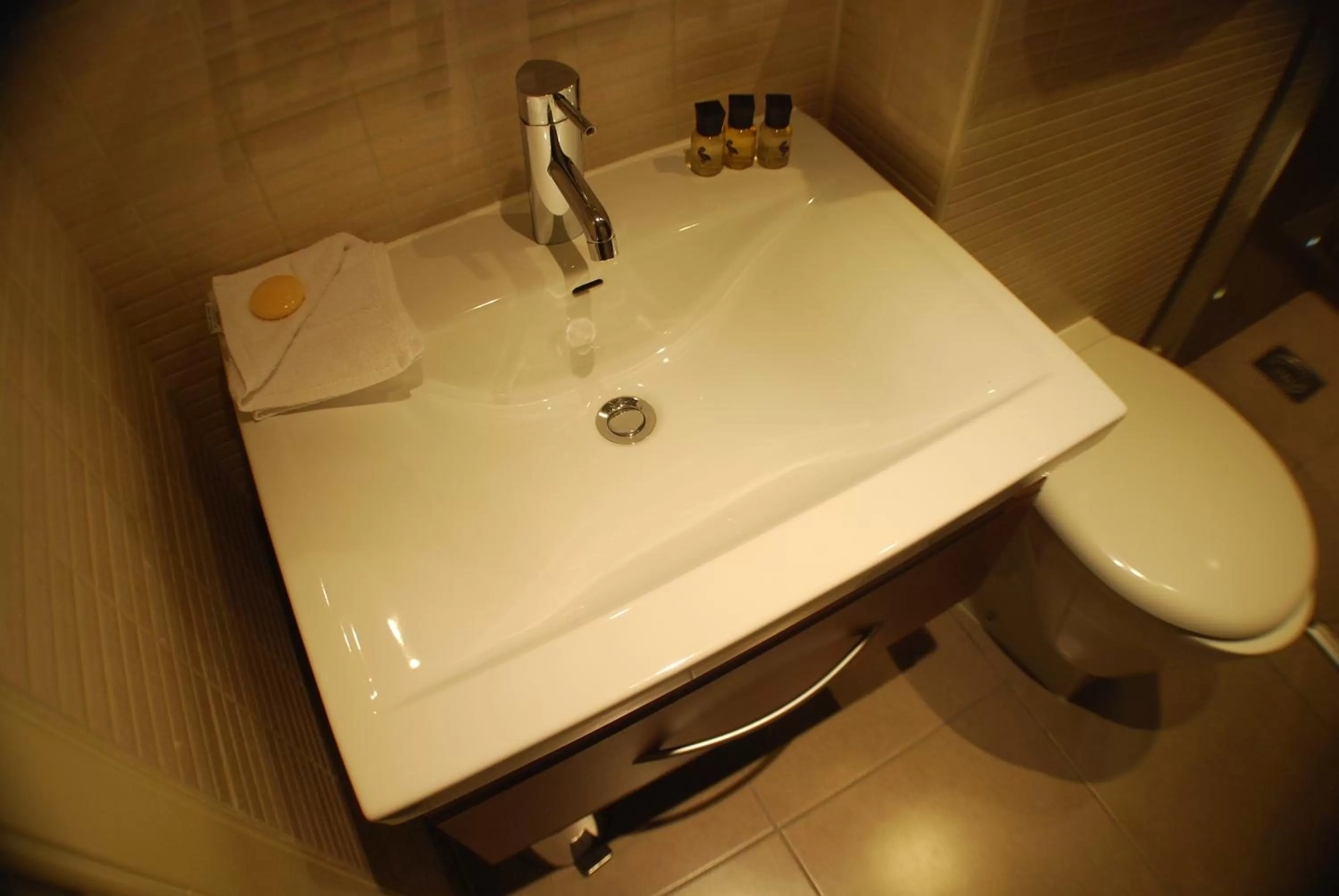 Bathroom in The Salisbury Hotel